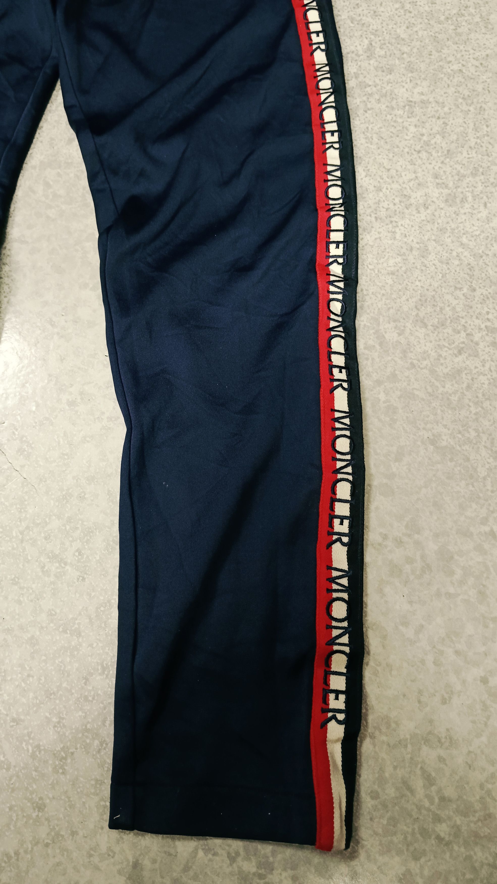 Moncler Rare Moncler Side Tape Pantalone Size US 30 / EU 46 - 6 Thumbnail