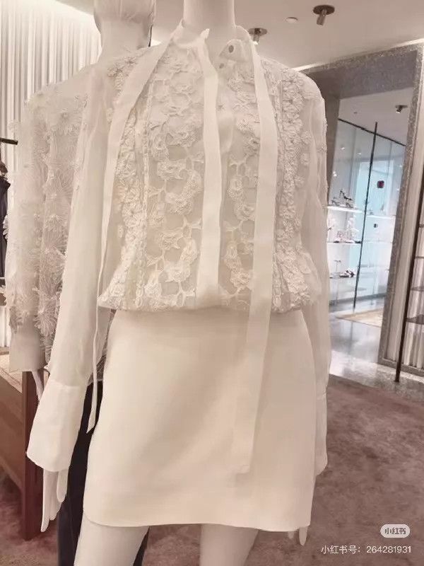 Valentino Valentino dress Size M / US 6-8 / IT 42-44 - 8 Thumbnail