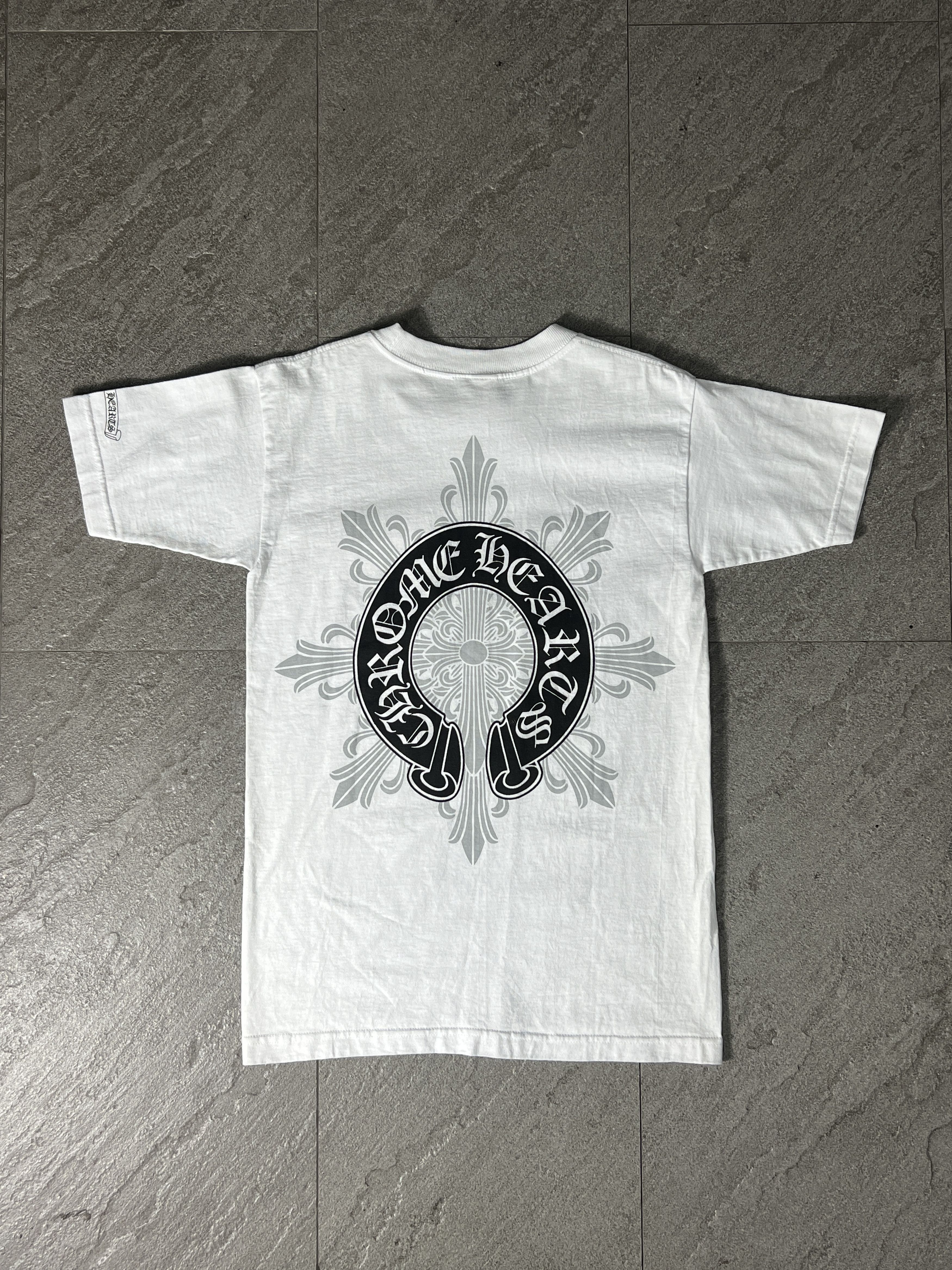 Chrome Hearts Chrome Hearts Cross Back Logo Tee White Small USA Size US S / EU 44-46 / 1 - 1 Thumbnail