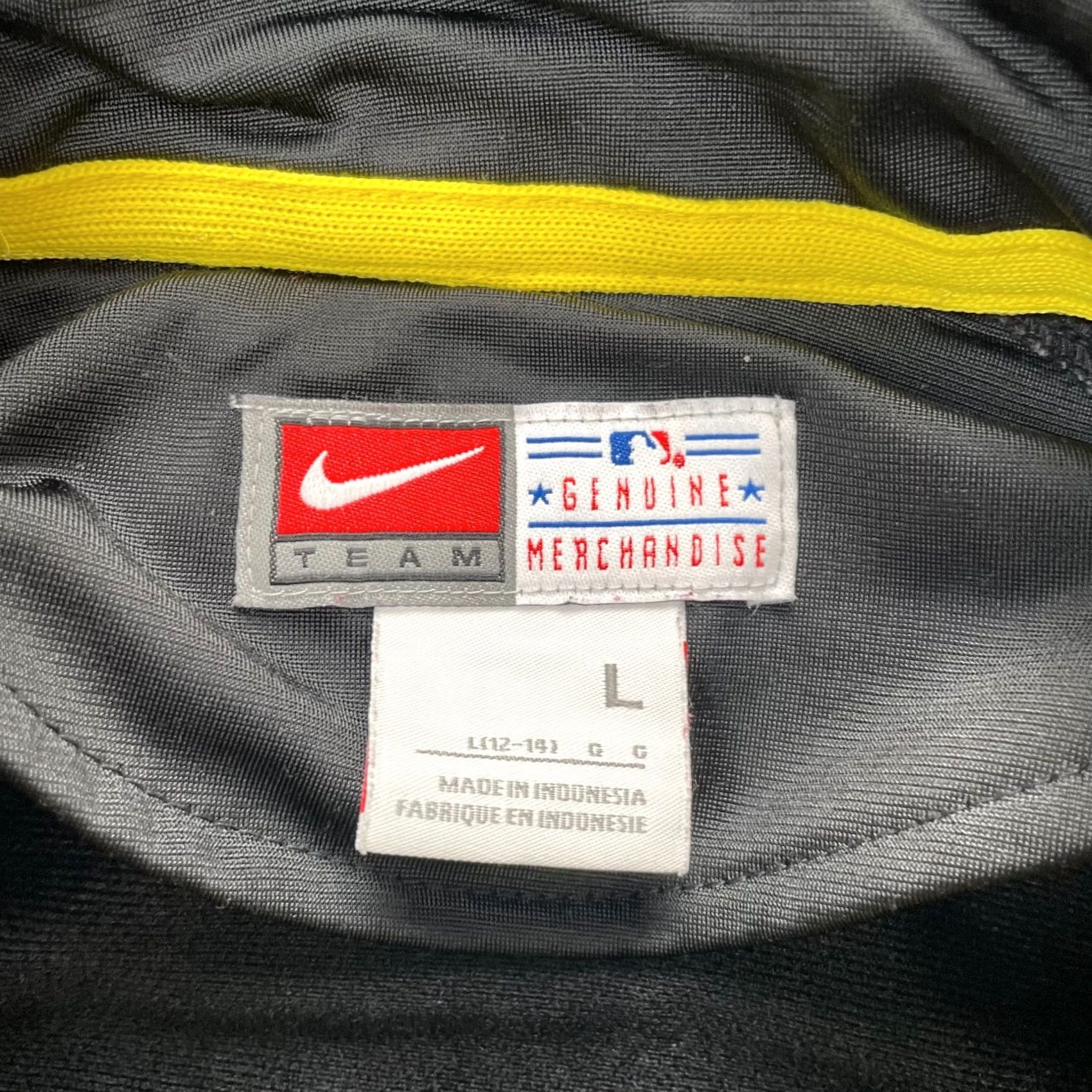 Nike VTG Nike Jacket Men Large Black Full Zip Stand-Up Collar 90s Sports Softshell Coat Size US L / EU 52-54 / 3 - 3 Thumbnail