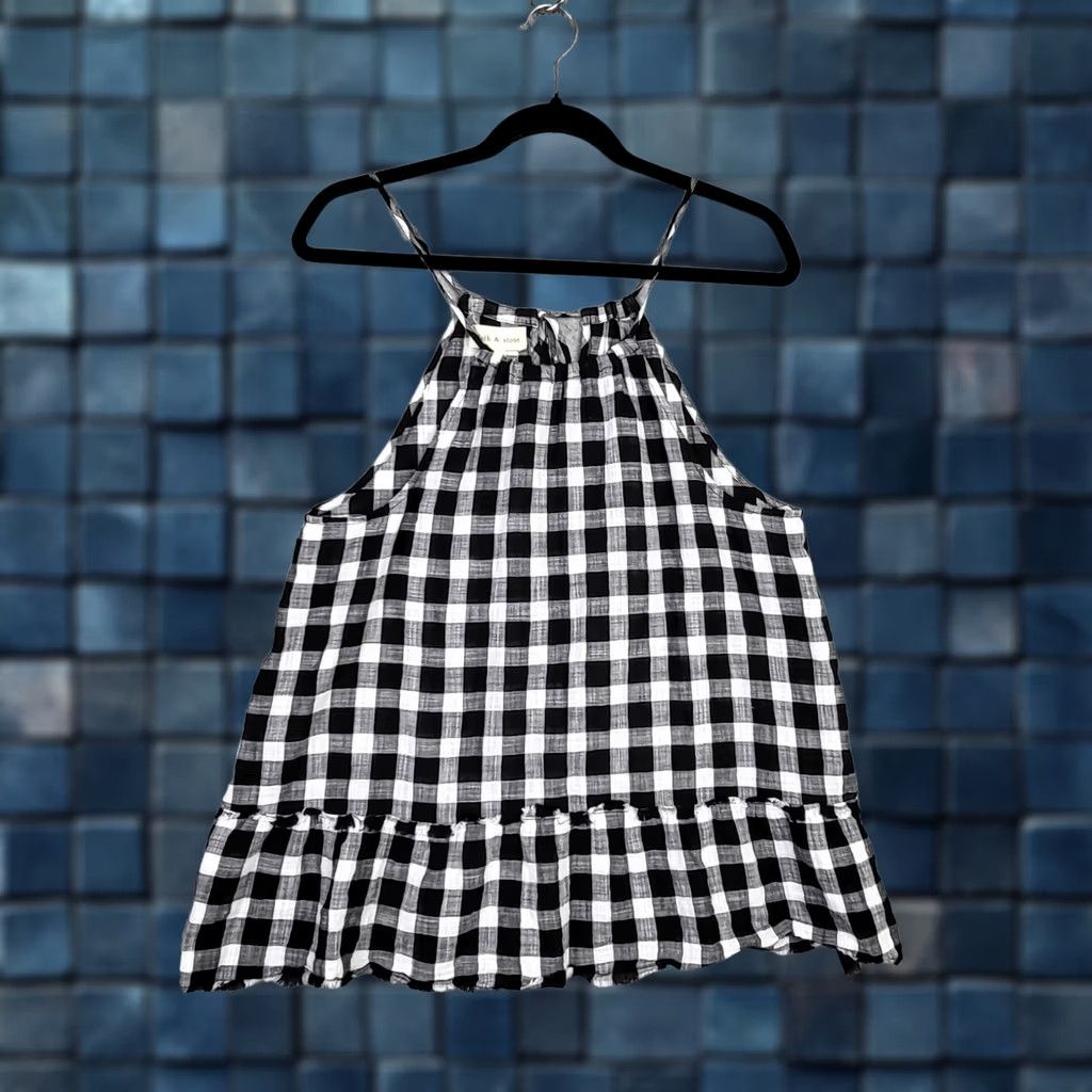 Anthropologie Anthropologie Cloth & Stone Top Size S plaid Halther Ruffle hem Ties Women’s Size S / US 4 / IT 40 - 1 Thumbnail