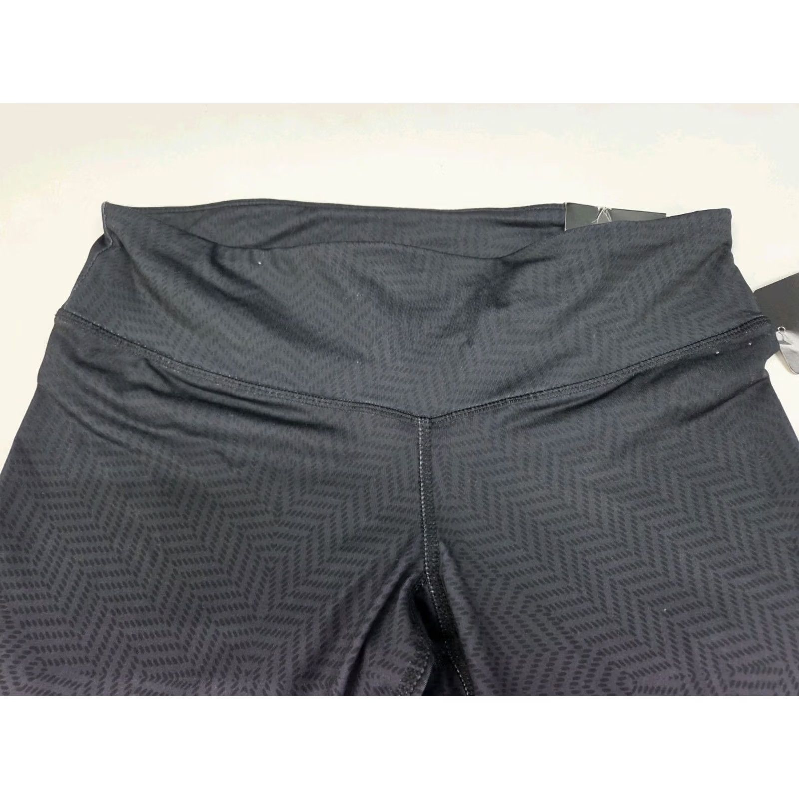 Champion Champion tight Womens M NWT Embrace Duo Dry Compression Tights Size Size ONE SIZE - 3 Thumbnail