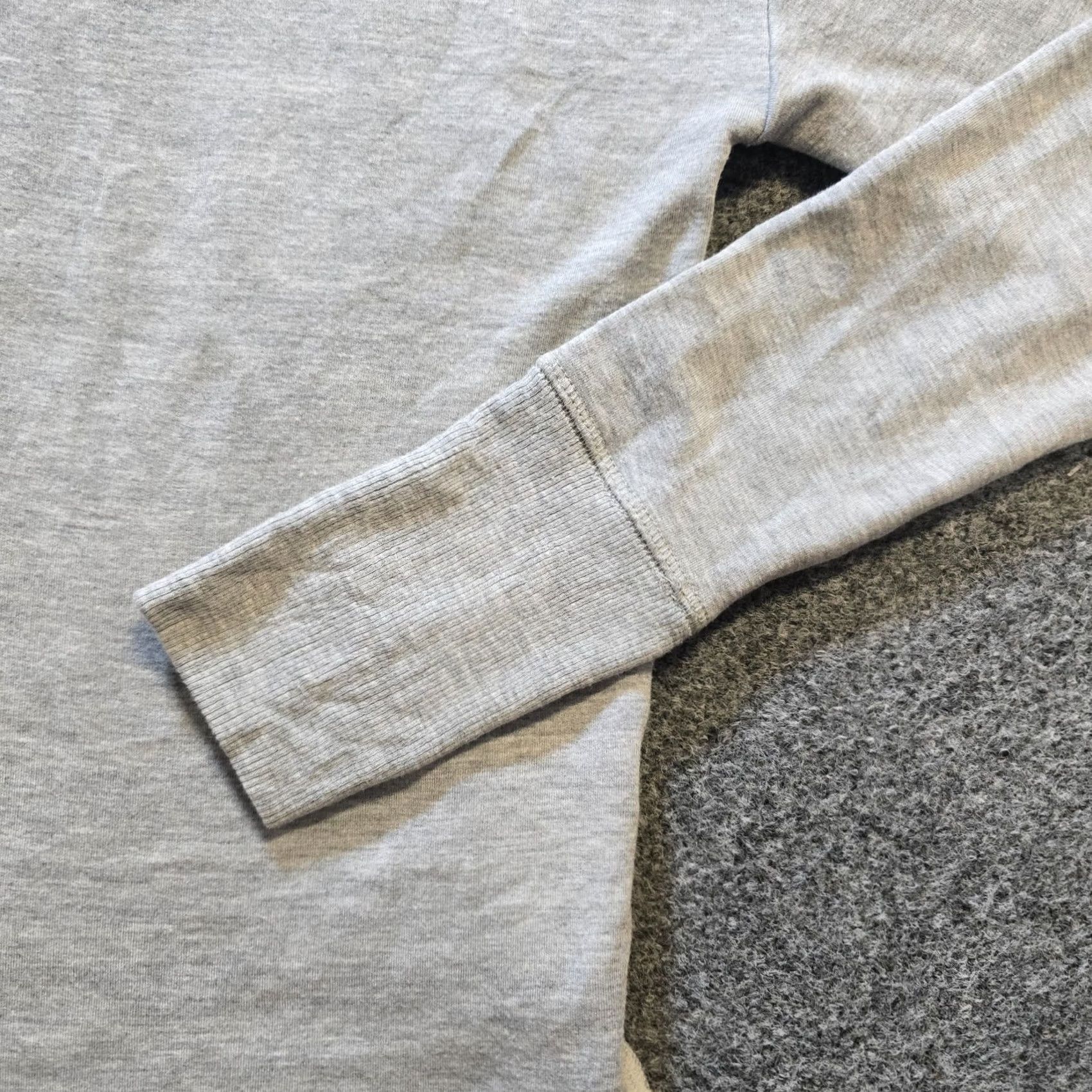 Athleta Athleta Sweatshirt Womens XS Gray Crew Neck Long Sleeve Stretchy Casual Pullover Activewear Size XS / US 0-2 / IT 36-38 - 5 Thumbnail