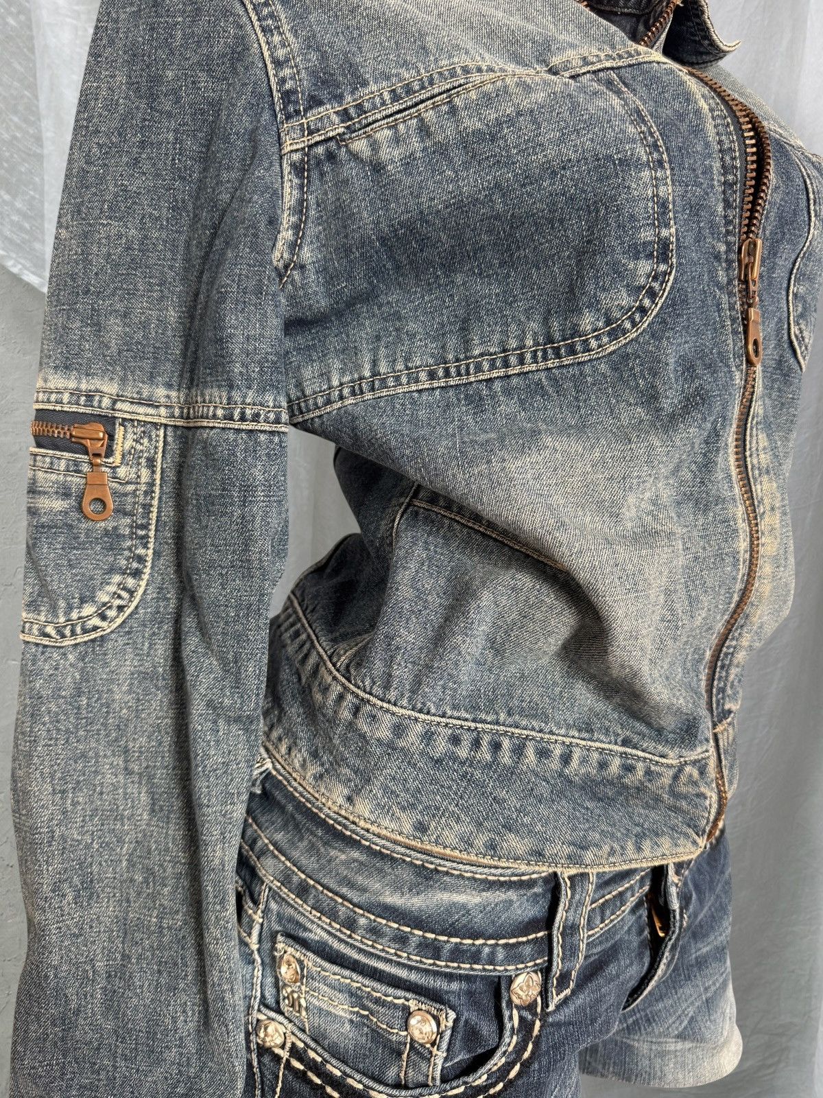Guess Guess Vintage Washed Denim Zip Jacket Size M / US 6-8 / IT 42-44 - 4 Thumbnail
