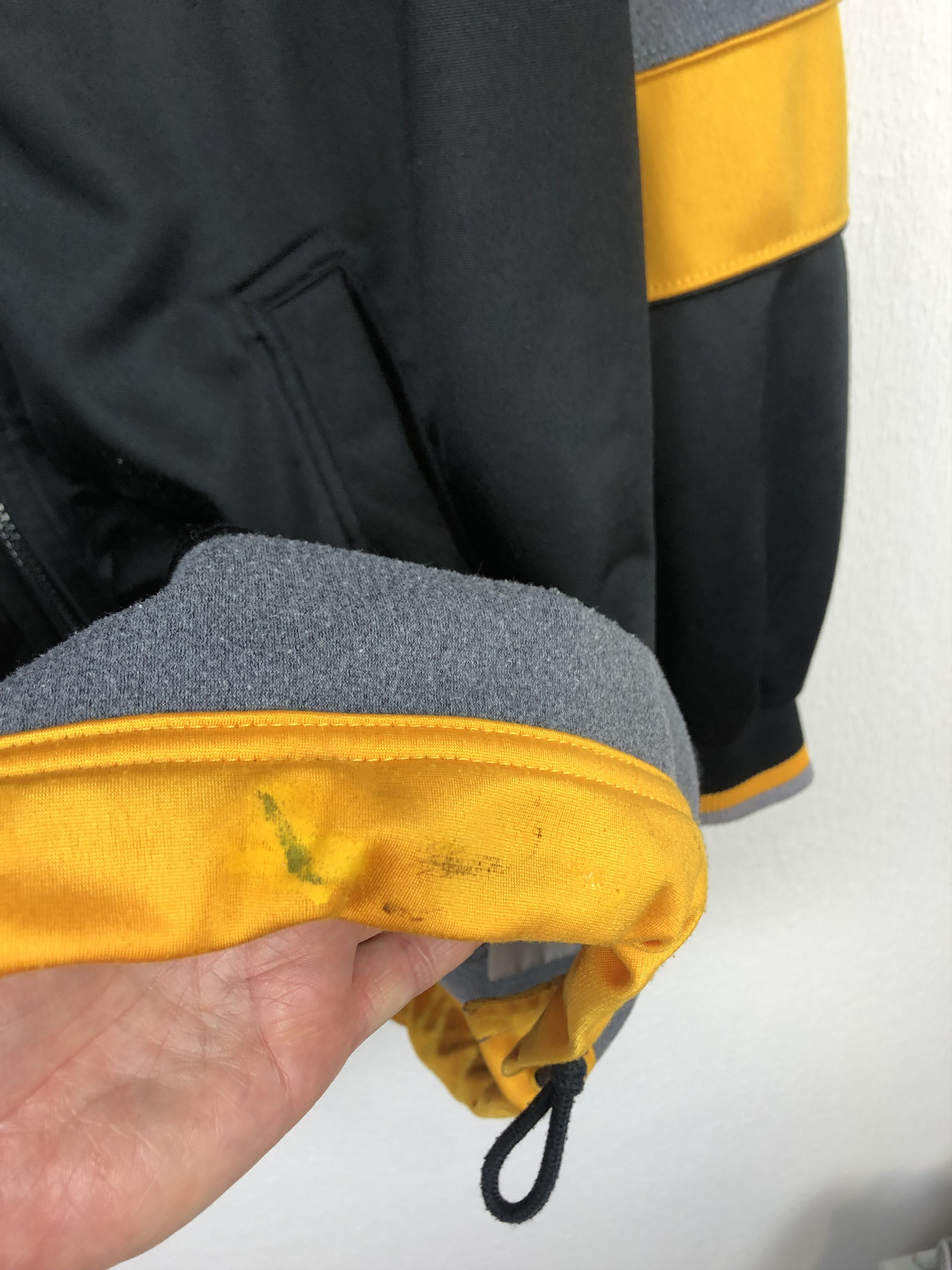 Nike Vintage Nike Swoosh Sweatshirt Jacket Rare Hype Track Top Size US L / EU 52-54 / 3 - 12 Thumbnail