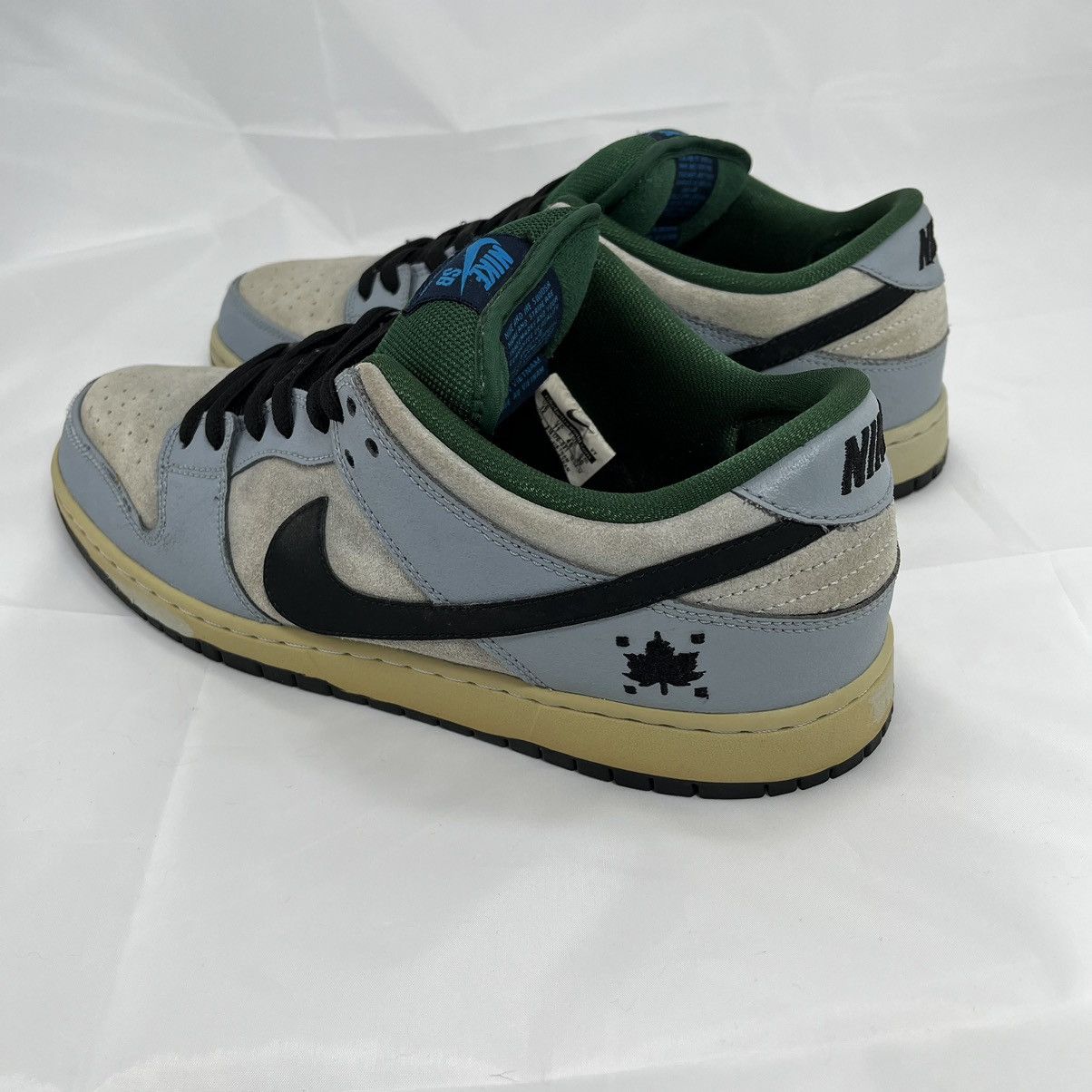Nike Nike SB Dunk Low Maple Leaf Central Park Size 12 Size US 12 / EU 45 - 6 Thumbnail