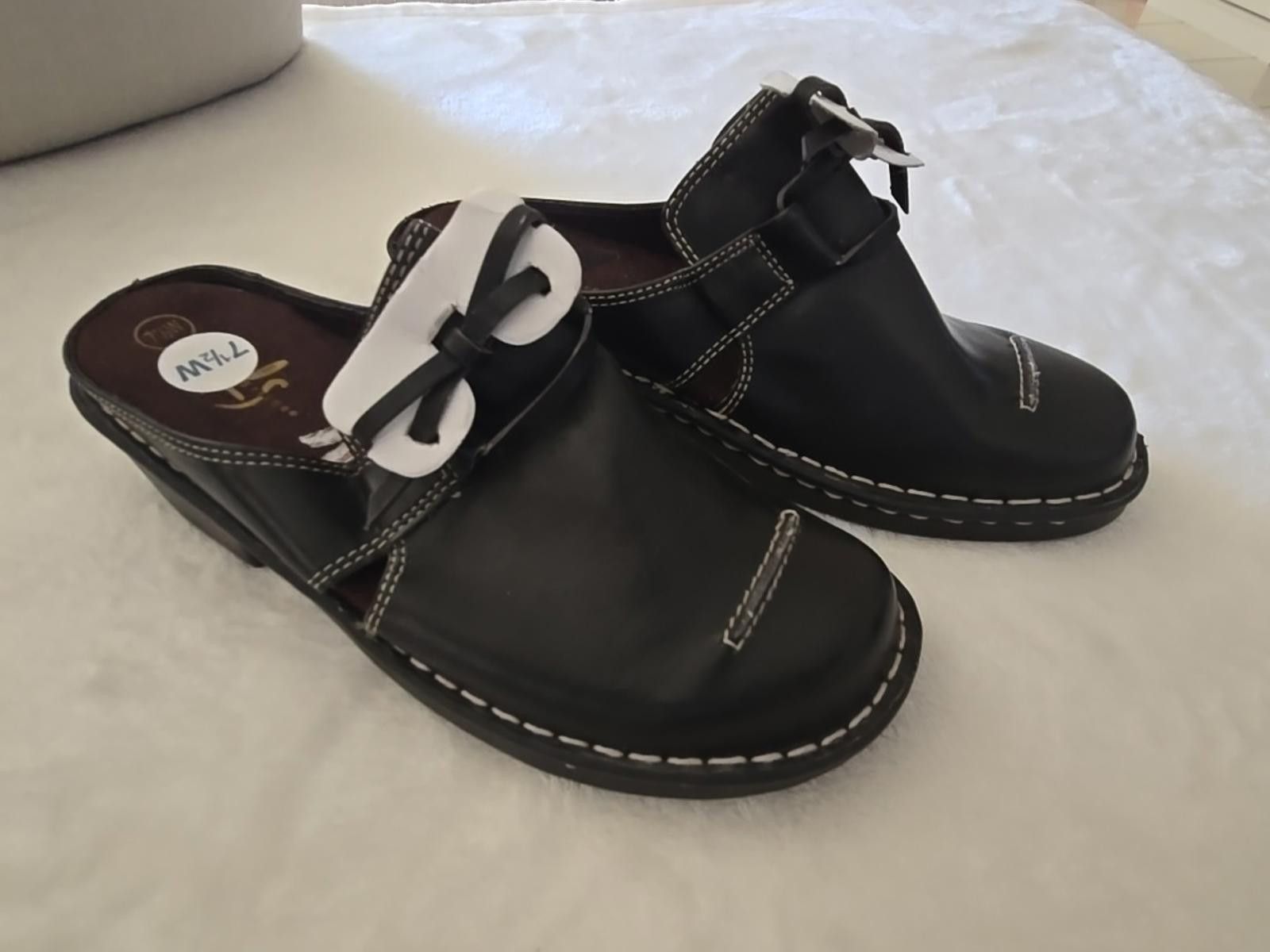 Other Women's Life Stride Slip On Clogs Size 7.5 W Brown Brand New Size US 7.5 / IT 37.5 - 2 Thumbnail