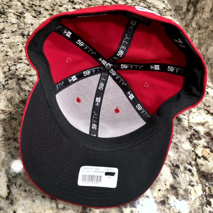 New Era Cincinatti Reds New Era 59FIFTY Low Profile Fitted Hat 7 3/4 Size ONE SIZE - 4 Thumbnail
