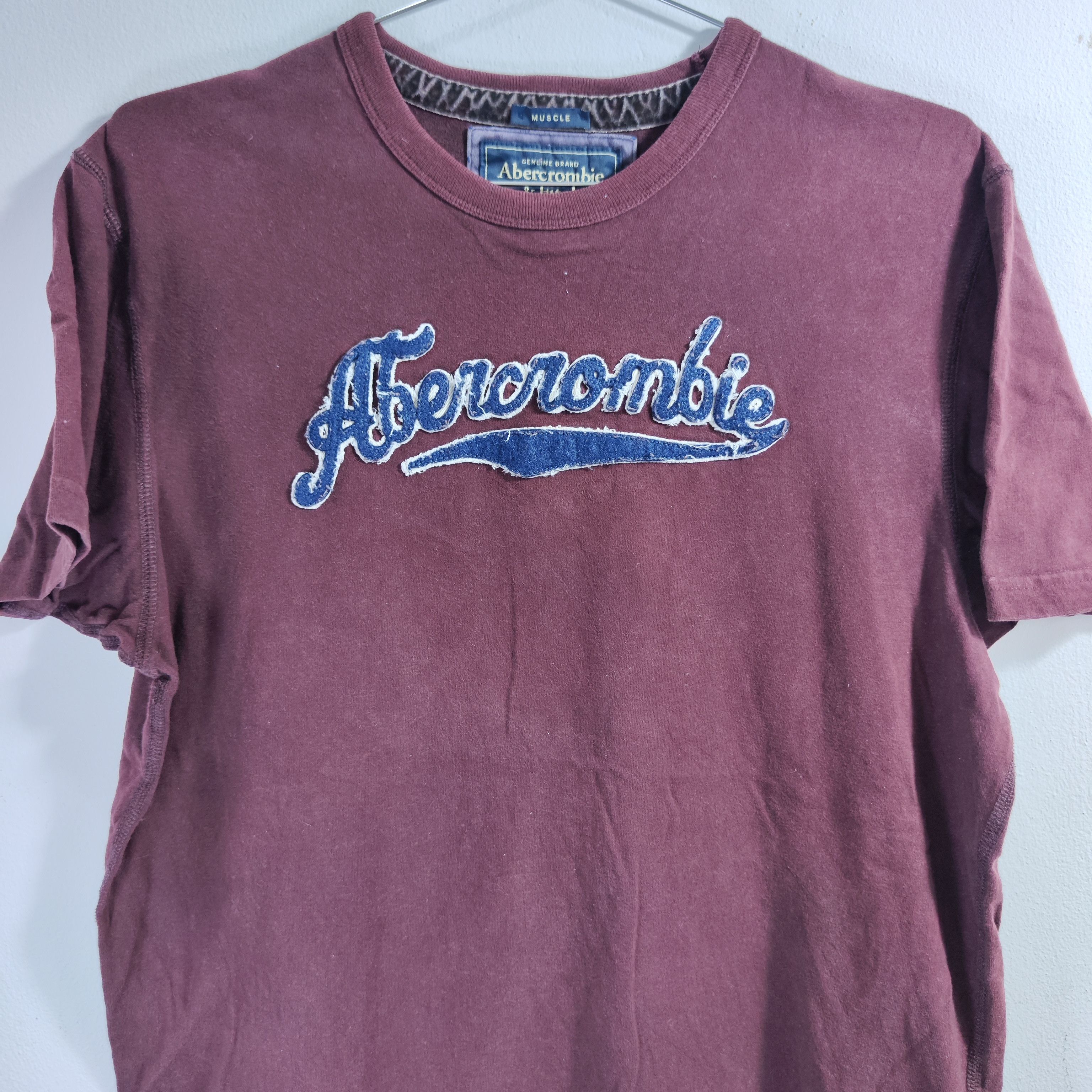 Abercrombie & Fitch Abercrombie tee y2k Red Large Size US L / EU 52-54 / 3 - 1 Thumbnail