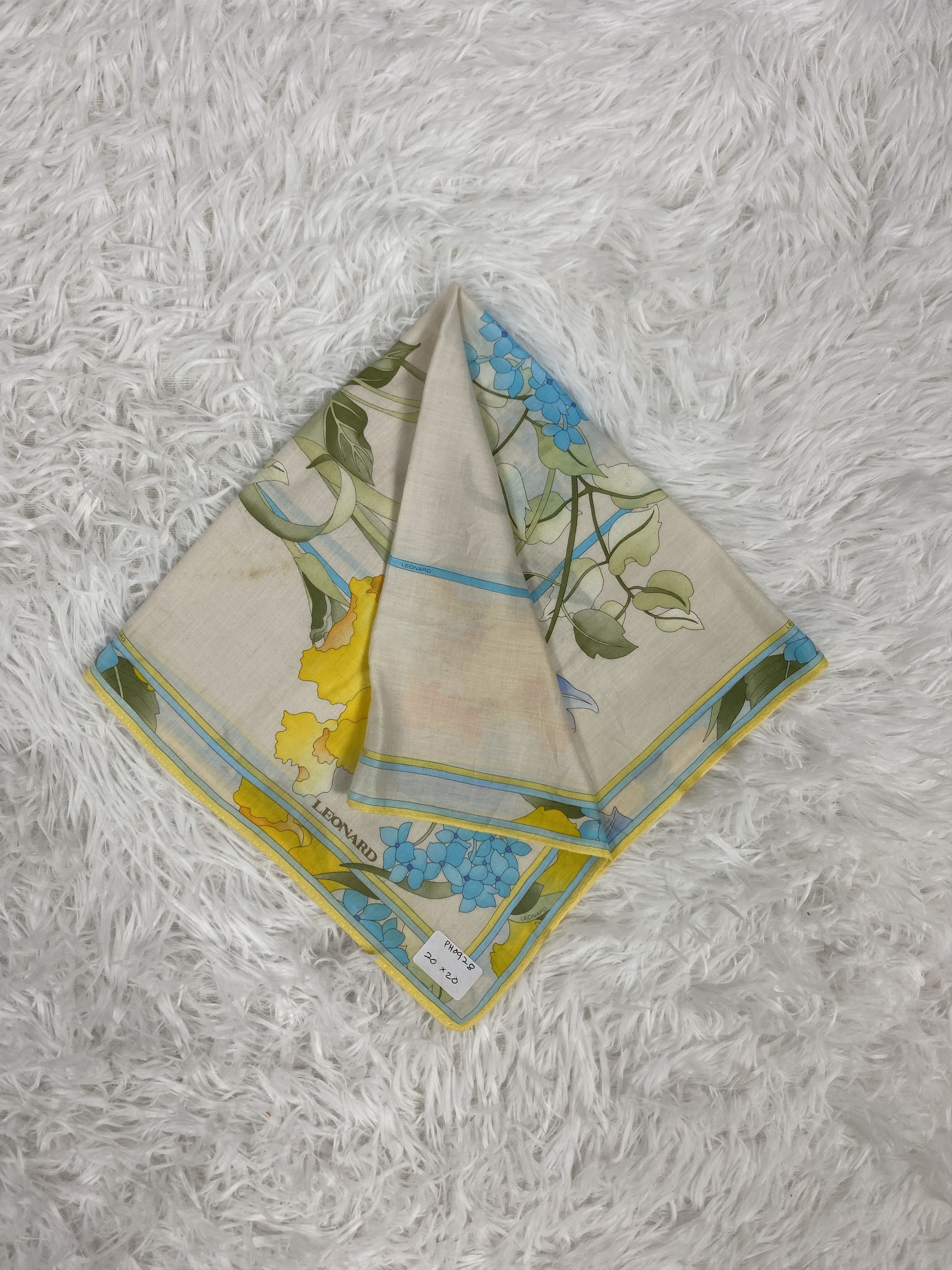 Leonard Paris × Vintage Vintage Leonard Handkerchief Neckerchief PH0928 Size ONE SIZE - 1 Thumbnail