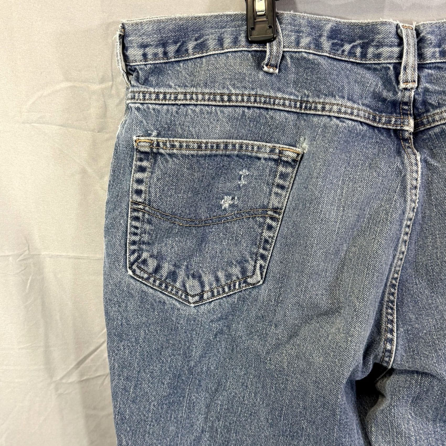 Carhartt VINTAGE Carhartt Jeans Mens 44x30 FR Flame Resistant Workwear Distressed Denim Pants Blue Medium Wash Distressed Mens Jeans FR Size US 44 / EU 60 - 4 Thumbnail