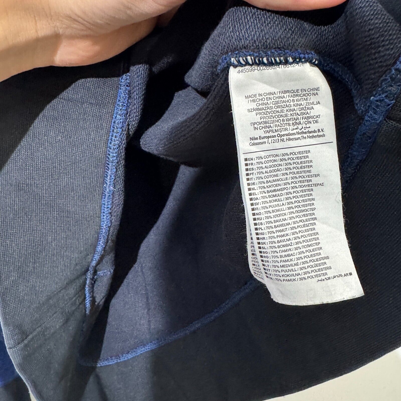 Nike Vintage Nike Unisex Navy Blue Cotton Crewneck Size S Size US S / EU 44-46 / 1 - 8 Thumbnail