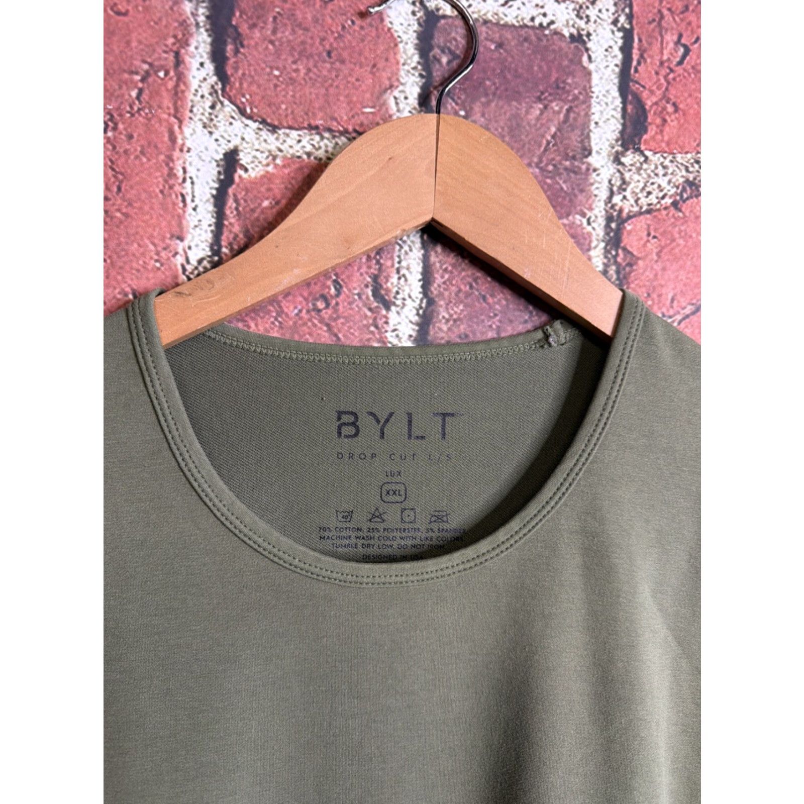 Asics BYLT Shirt 2XL Green Classic Logo Long Sleeve Mens T-Shirt Adults Auxiliary? Size US XXL / EU 58 / 5 - 2 Thumbnail