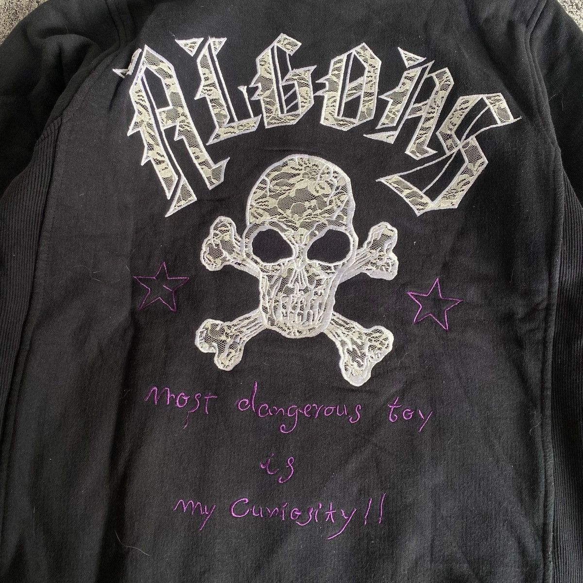 If Six Was Nine 2000s - Algonquins Y2K Skull Punk Gotic Embroidery Hoodie☠️ Size US M / EU 48-50 / 2 - 8 Thumbnail
