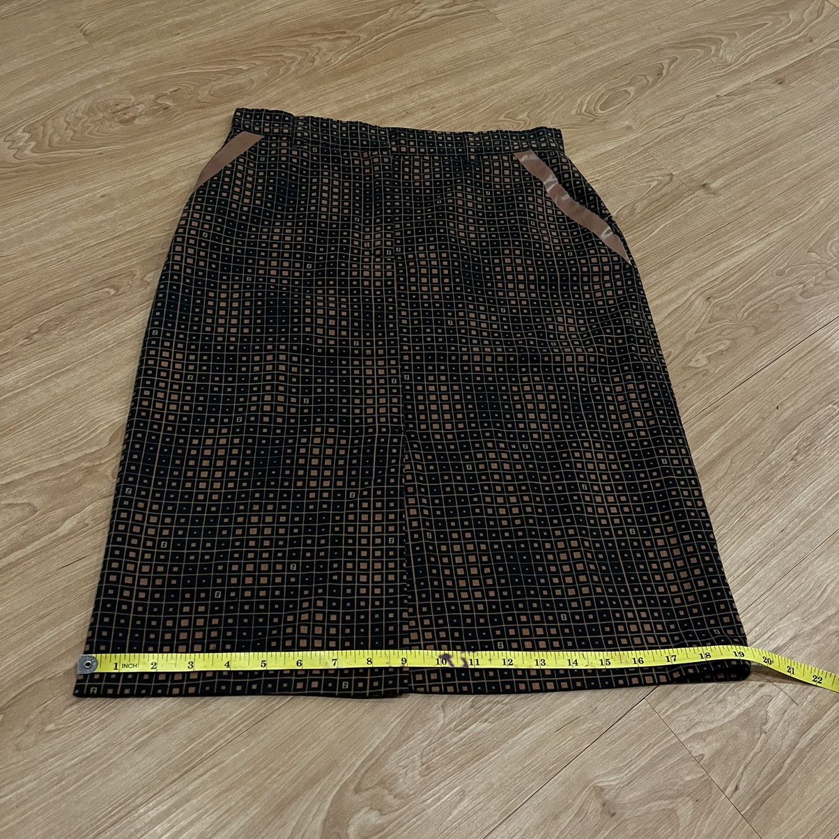 Fendi Vintage 90/Y2K Fendi Roma Mini Skirts Made In Italy Size 28" / US 6 / IT 42 - 13 Thumbnail