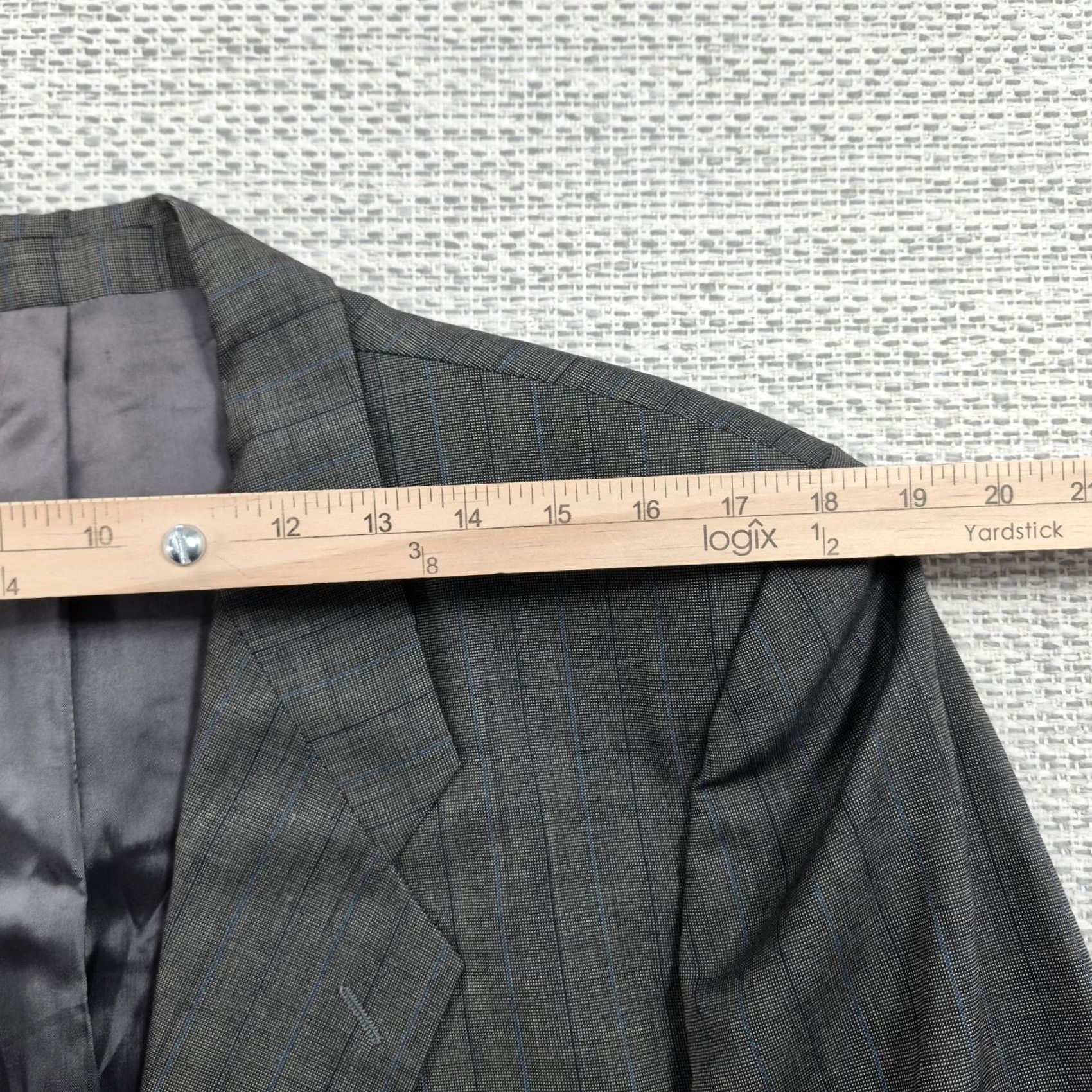 Yves Saint Laurent VINTAGE Yves Saint Laurent Blazer Mens 44 Gray Stripe Wool Single-Breasted Two-Button Sport Coat Shirt Jacket? Size 44R - 7 Thumbnail