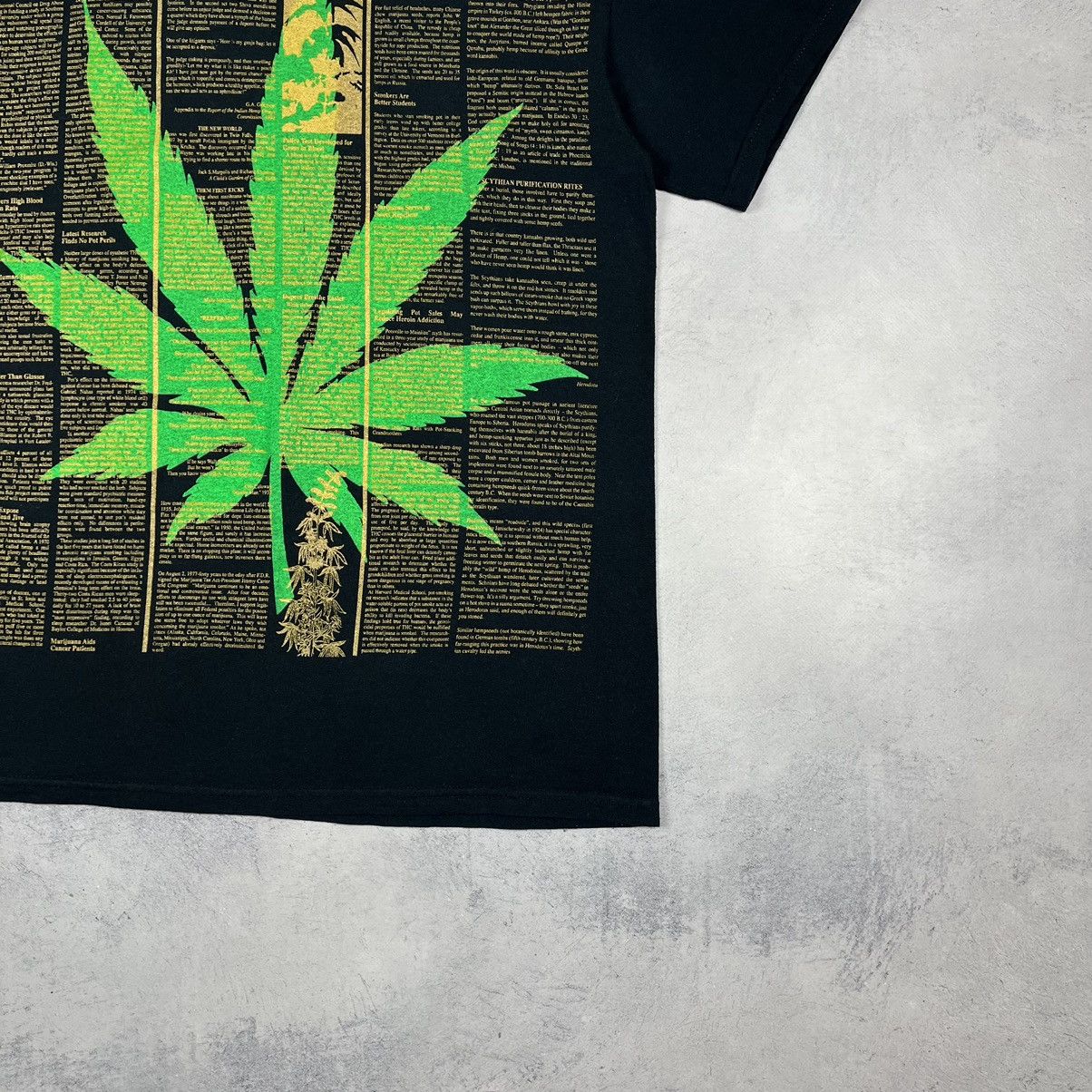 Vintage Vintage Marihuana High Times 4:20 y2k humor tee 90’s Size US M / EU 48-50 / 2 - 4 Thumbnail