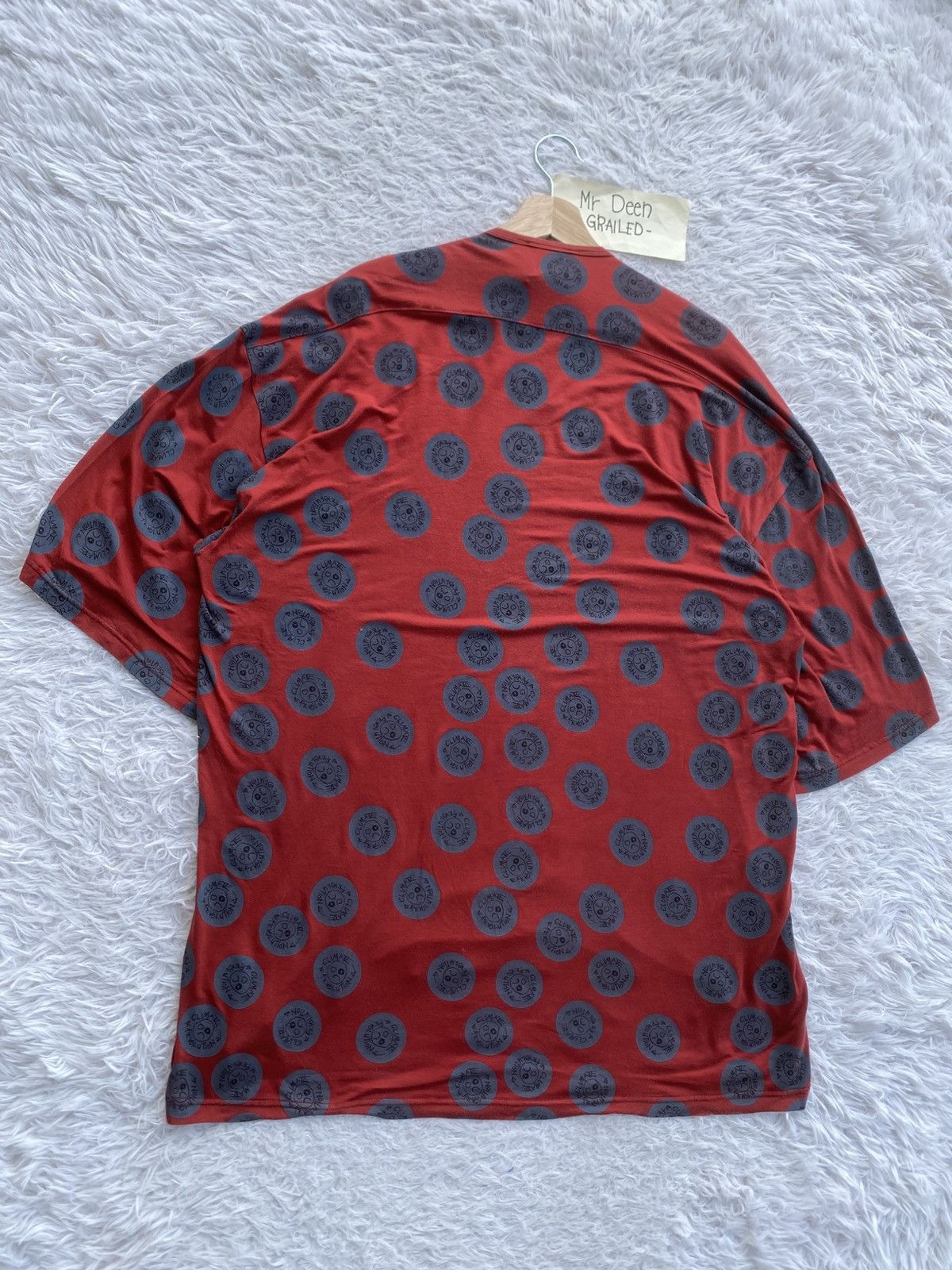 Vivienne Westwood Rare Vivienne Westwood Climate Change Evolution Tshirt Size L / US 10 / IT 46 - 21 Thumbnail