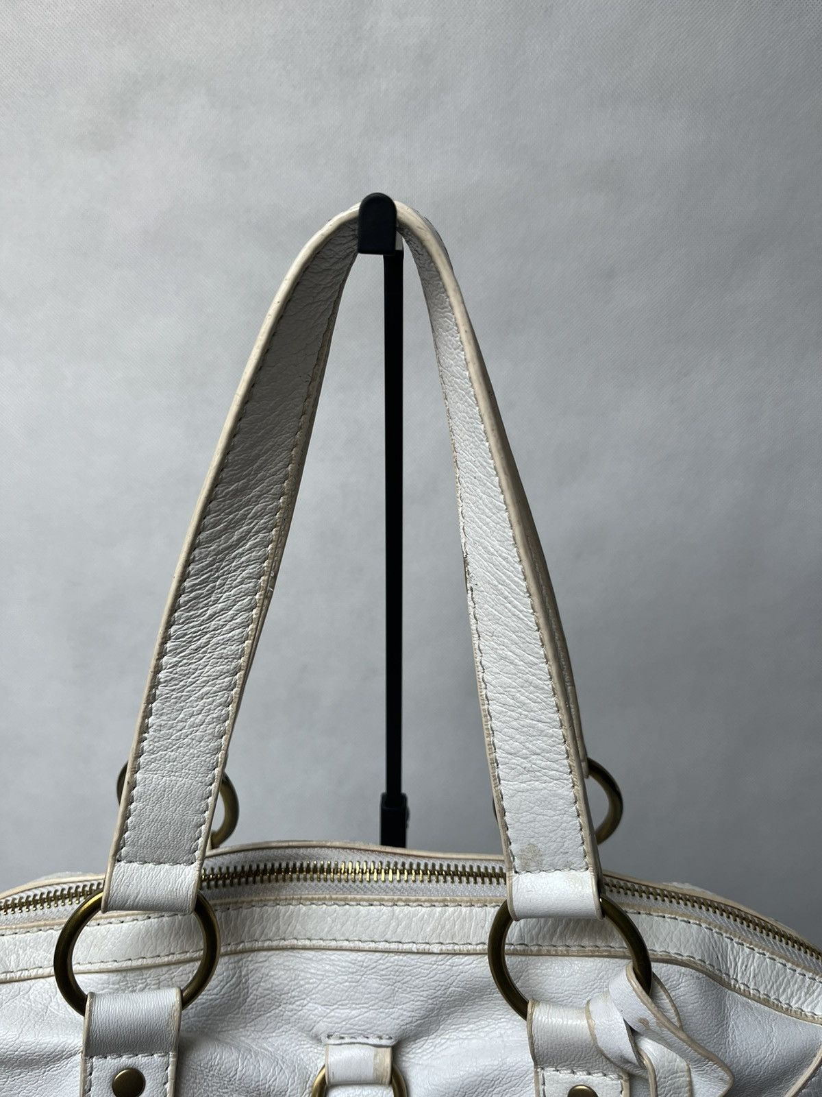 Yves Saint Laurent Yves Saint Laurent rive gauche Muse white leather hand bag Size ONE SIZE - 10 Thumbnail