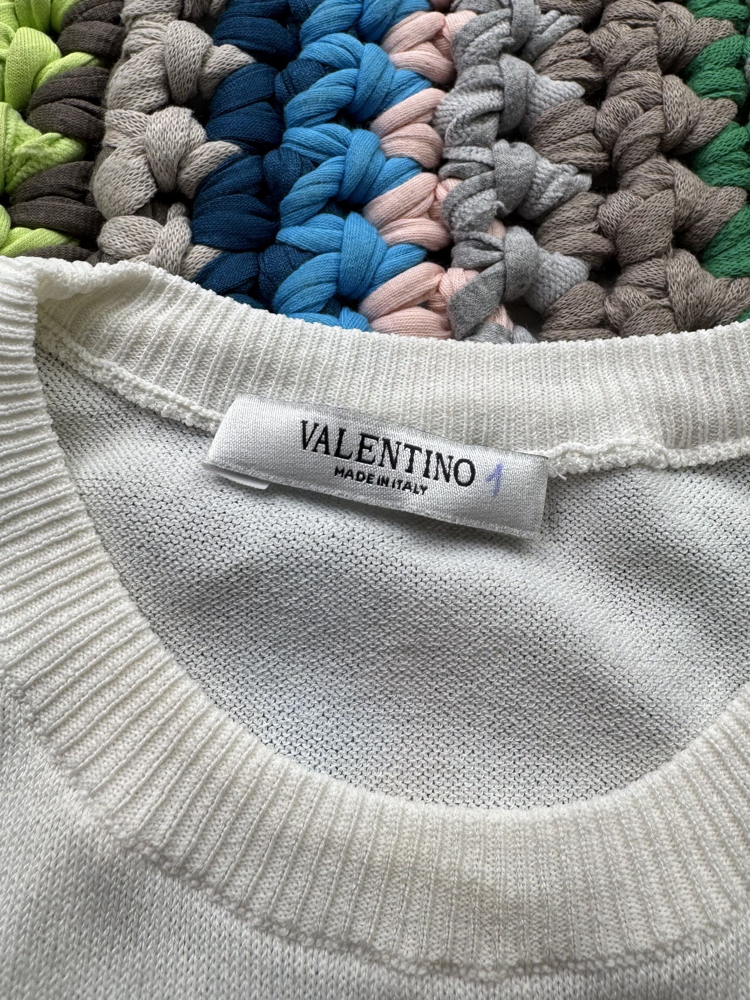 Valentino Valentino T-Shirt (V314)(D10) Size S / US 4 / IT 40 - 5 Thumbnail
