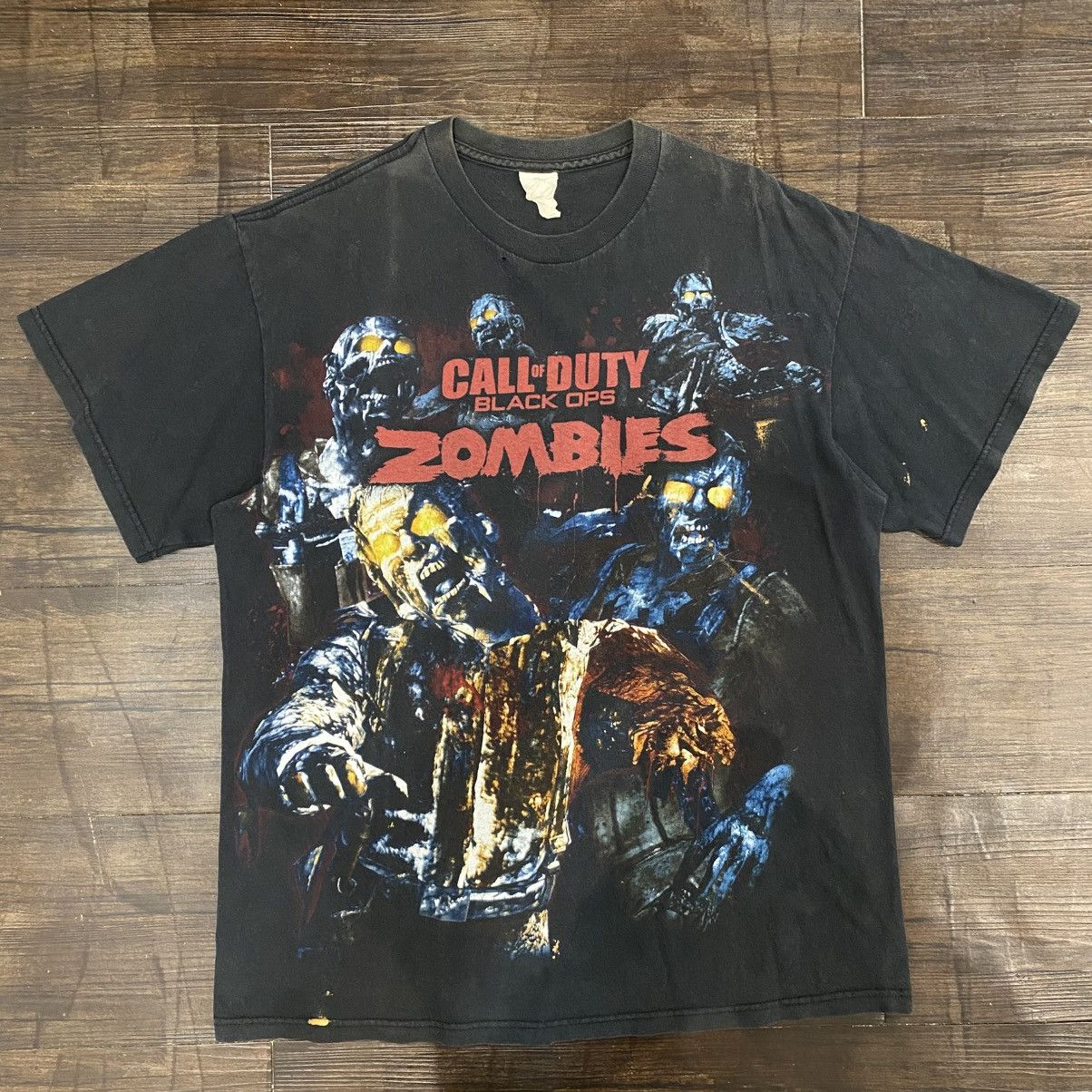 Designer × Microsoft × Vintage Vintage Call Of Duty Black Ops Zombie Black Shirt Size US L / EU 52-54 / 3 - 1 Thumbnail