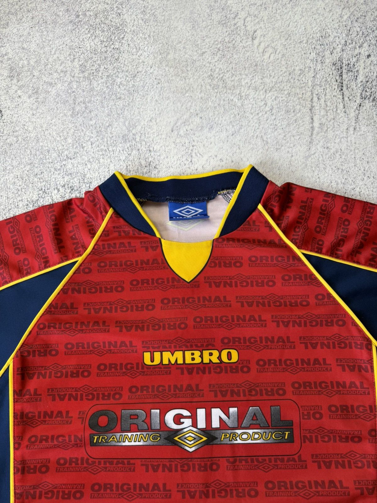 Umbro Vintage Umbro Original Training Product Shirt Mens Crew Size US XL / EU 56 / 4 - 11 Thumbnail