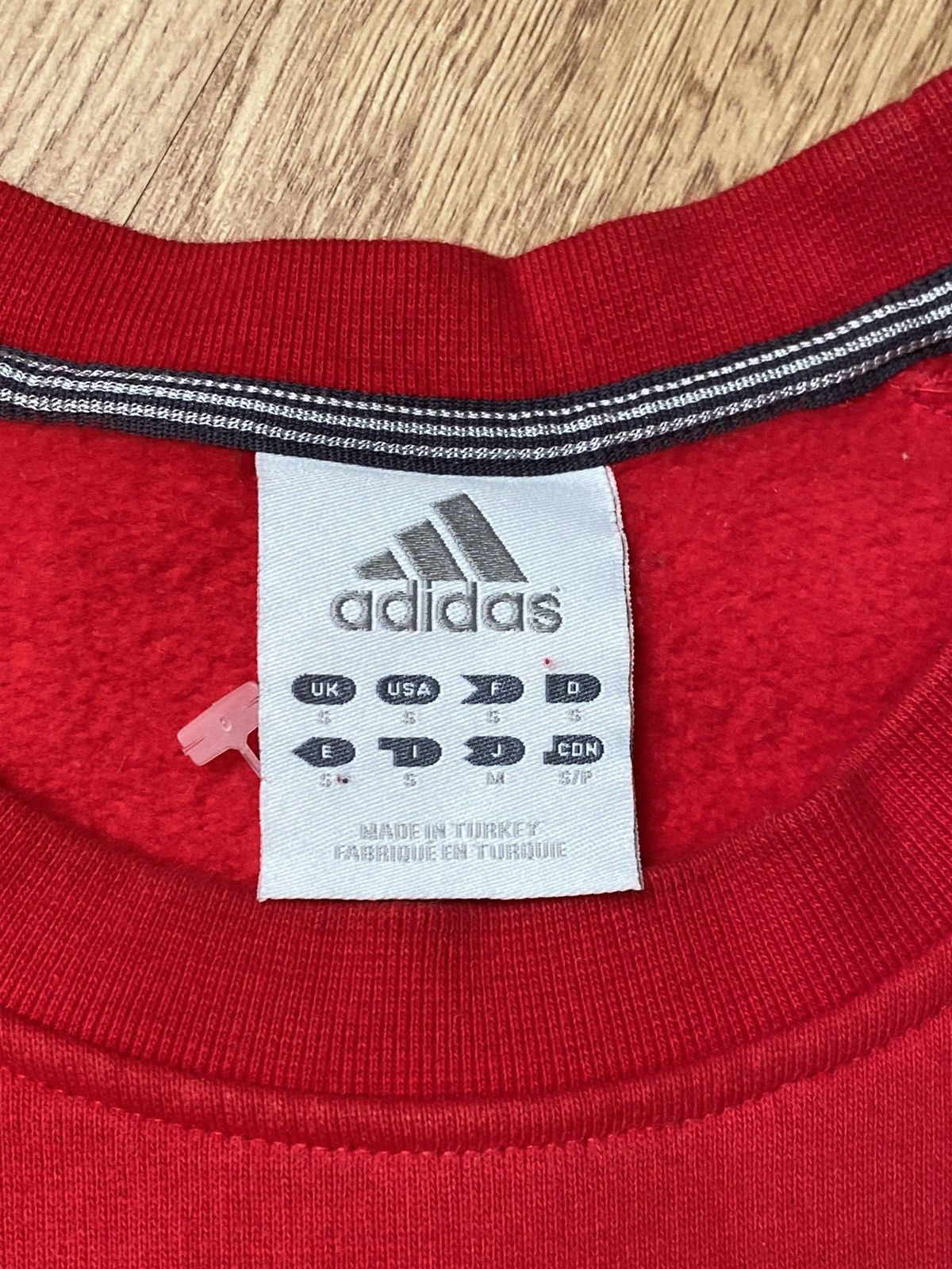 Adidas × Vintage Adidas Vintage Sweatshirt Big Logo size S-M Size US S / EU 44-46 / 1 - 3 Thumbnail