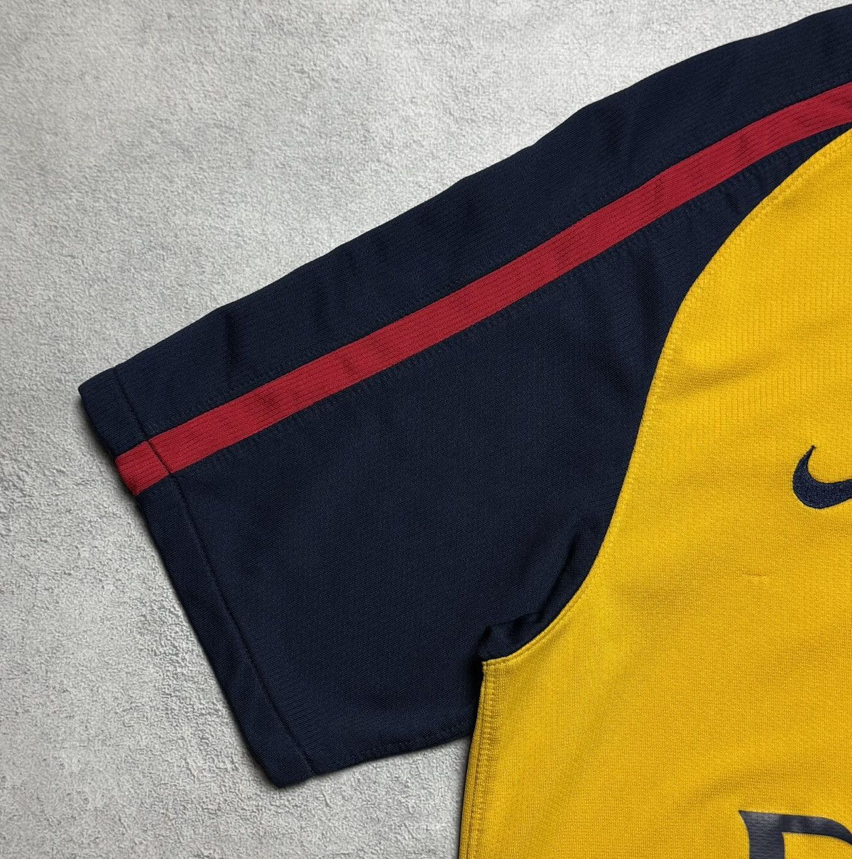 Nike Arsenal London 2008 2008 Away Shirt Soccer Jersey Nike Size US M / EU 48-50 / 2 - 5 Thumbnail