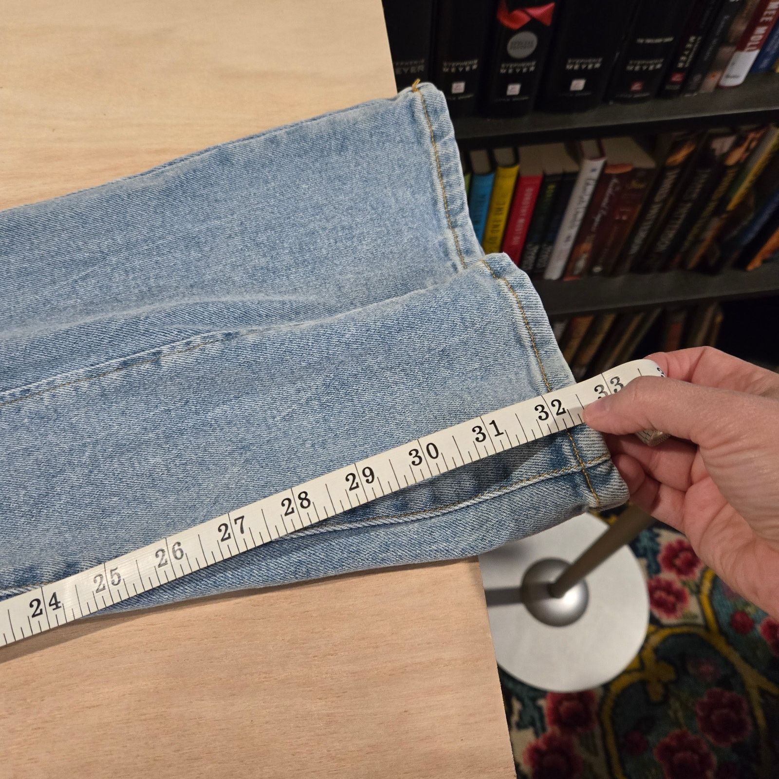 Forever 21 Forever 21 Mid rise flare jeans sz 27 Size 27" / US 4 / IT 40 - 6 Thumbnail