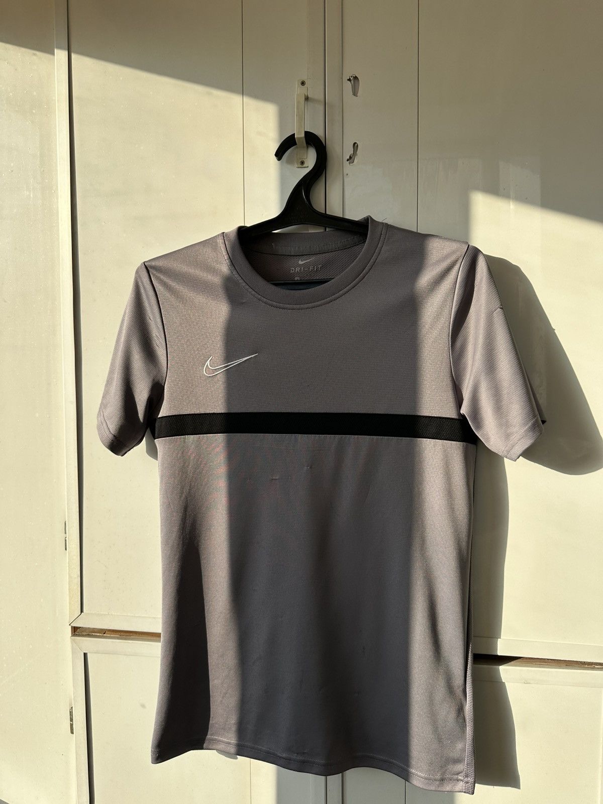 Nike Vintage Nike T-shirt Back Print Logo Size US S / EU 44-46 / 1 - 5 Thumbnail