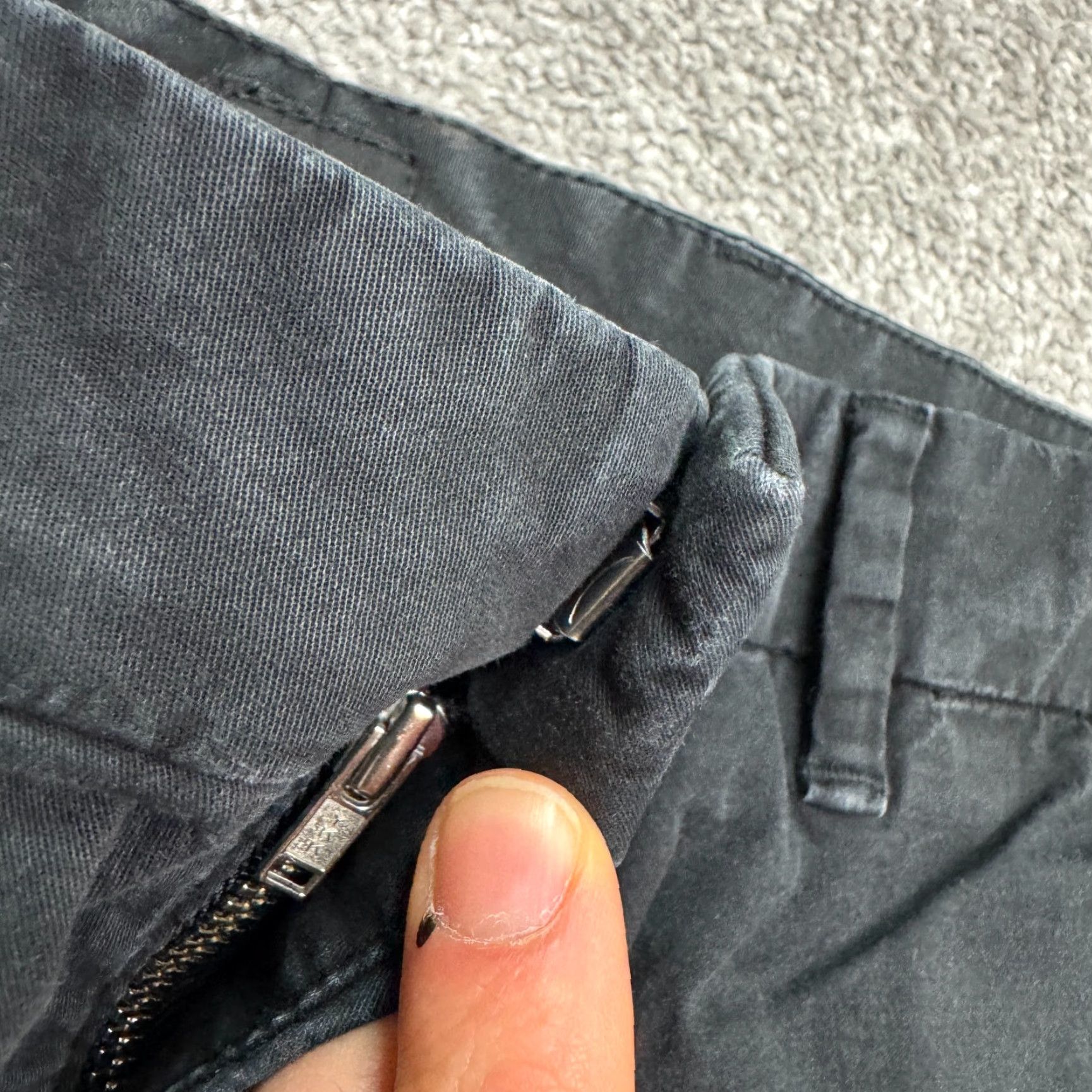 Hugo Boss Hugo Boss Pants Mens 36 Regular Chino Straight Leg Flat Front Black Cotton Blend Size US 36 / EU 52 - 4 Thumbnail