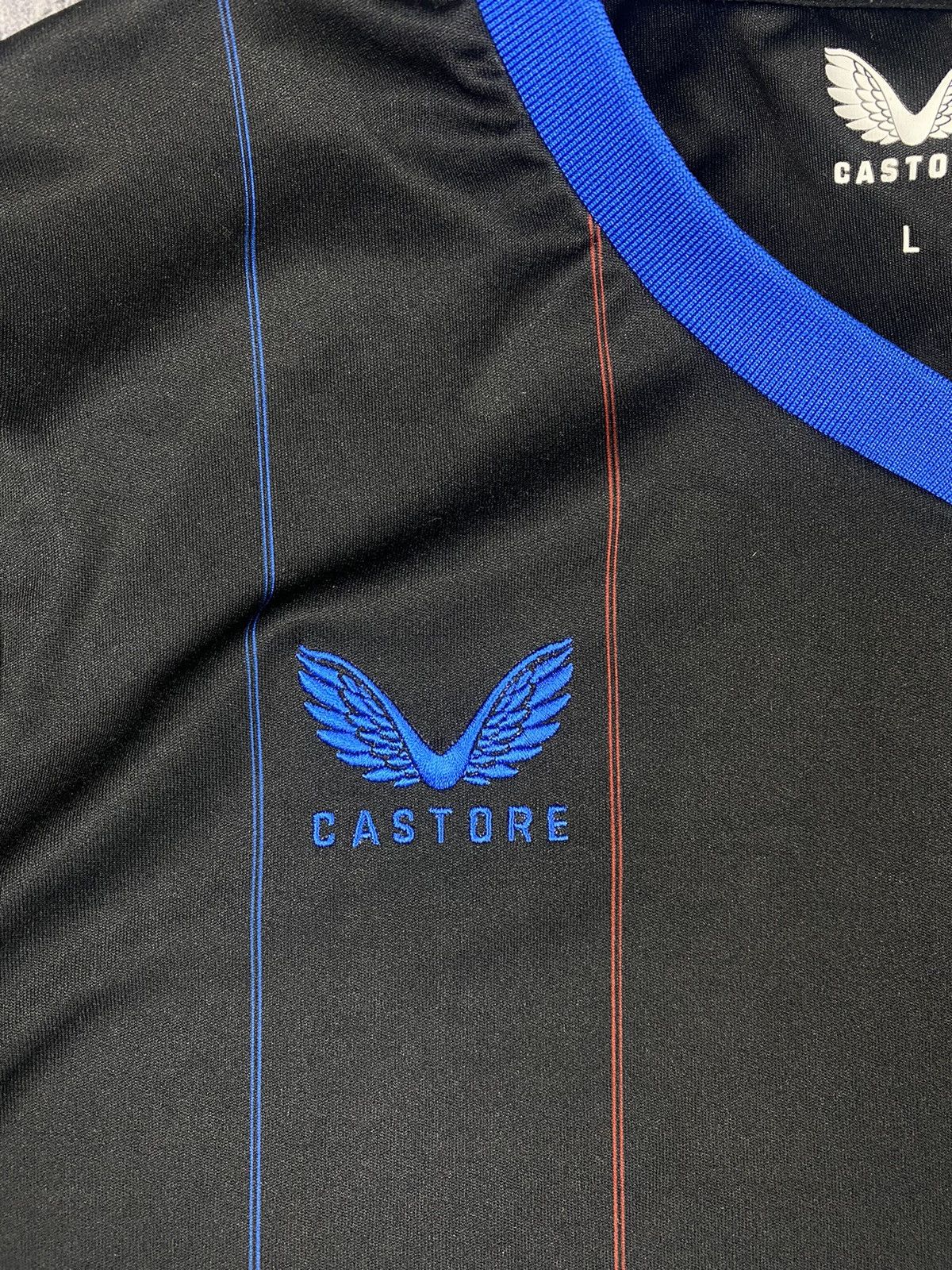 Vintage Castore Rangers Training Soccer Jersey Tee Size L Size US L / EU 52-54 / 3 - 4 Thumbnail