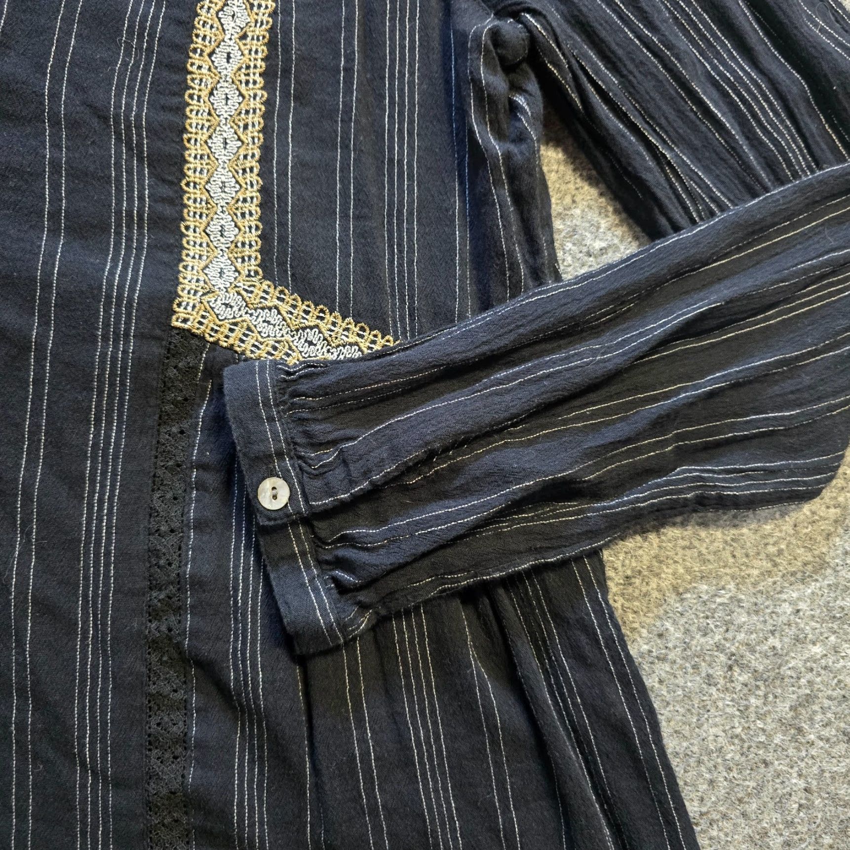 J. Jill J Jill Top Women Medium Black Striped V Neck Embroidery Boho Peasant Casual Shirt Size M / US 6-8 / IT 42-44 - 4 Thumbnail