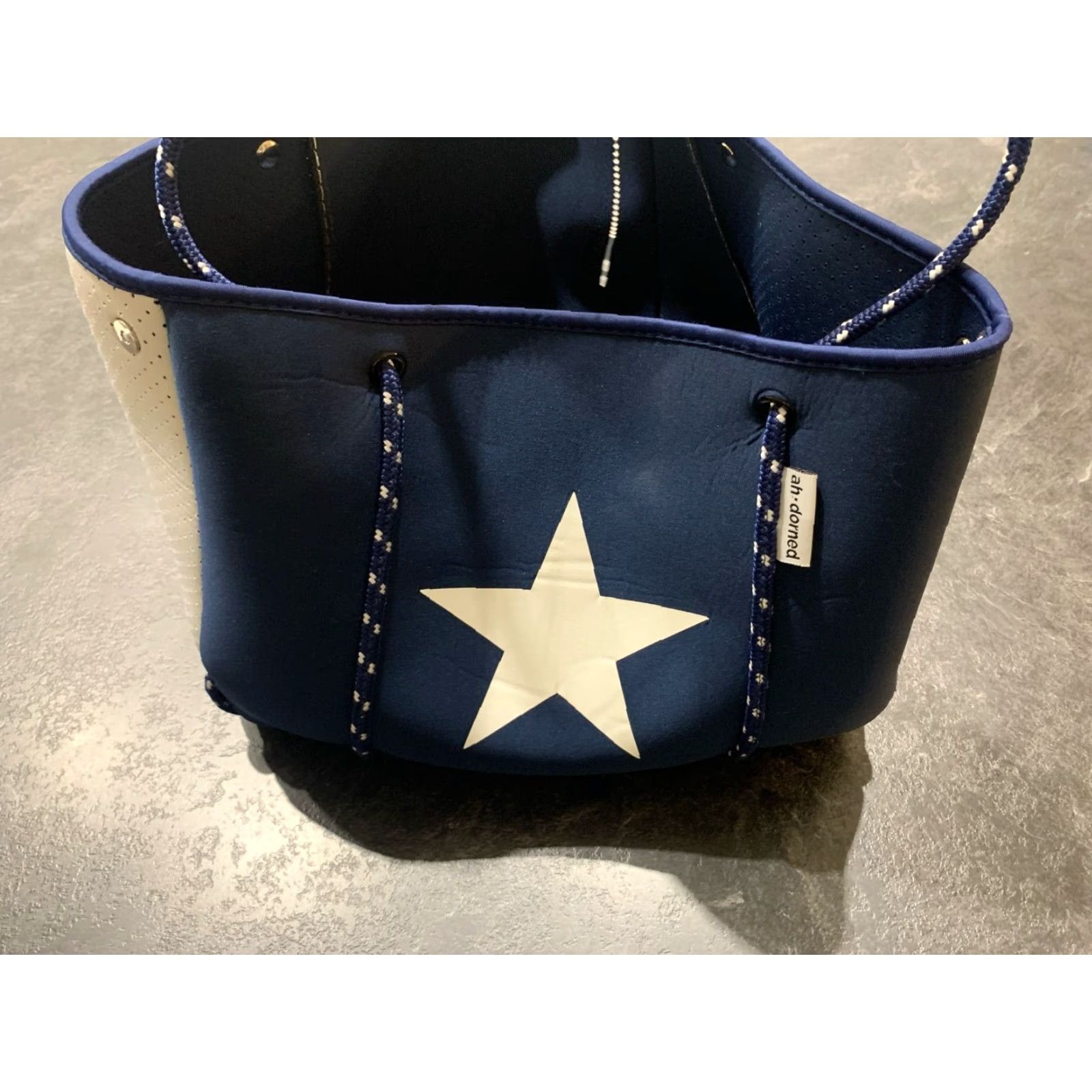 Vintage VINTAGE Ah Dorned Large Navy Neoprene Star Tote Bag for Women Size ONE SIZE - 5 Thumbnail