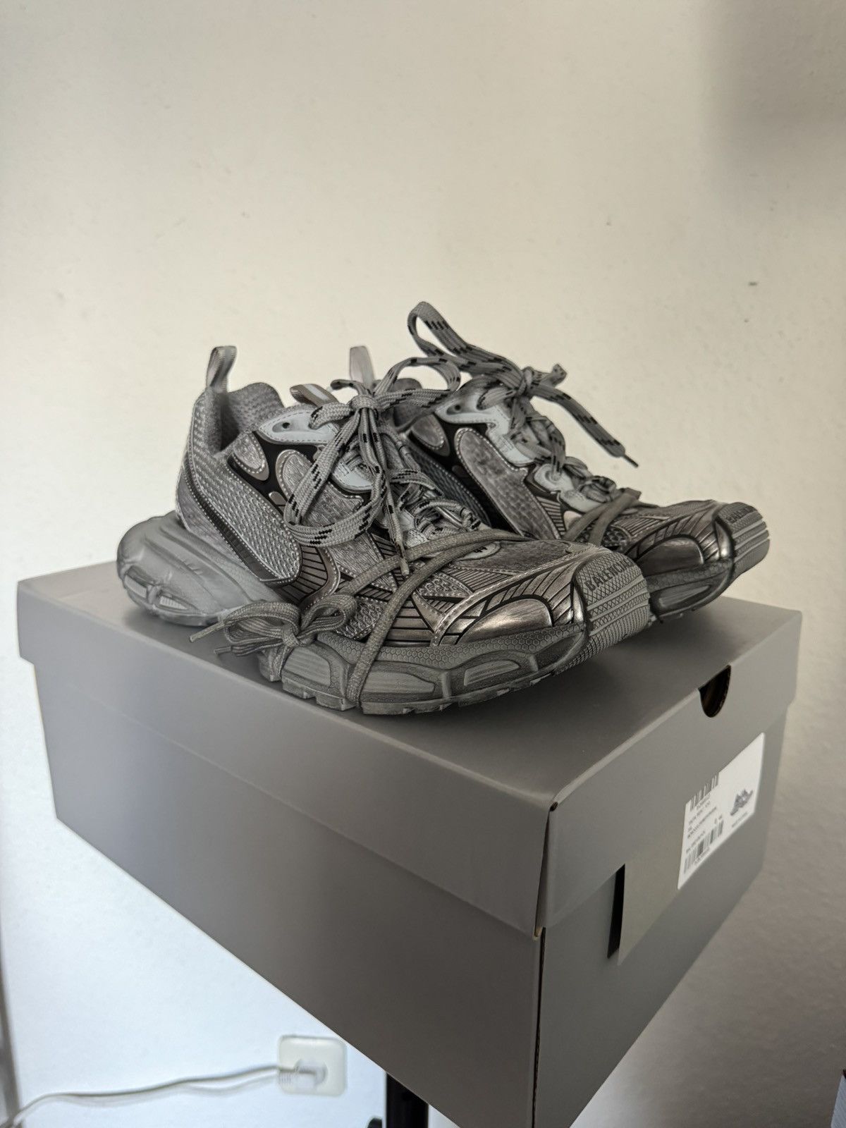 Balenciaga Balenciaga 3XL sneaker Grey Silver 45 Size US 11 / EU 44 - 2 Thumbnail