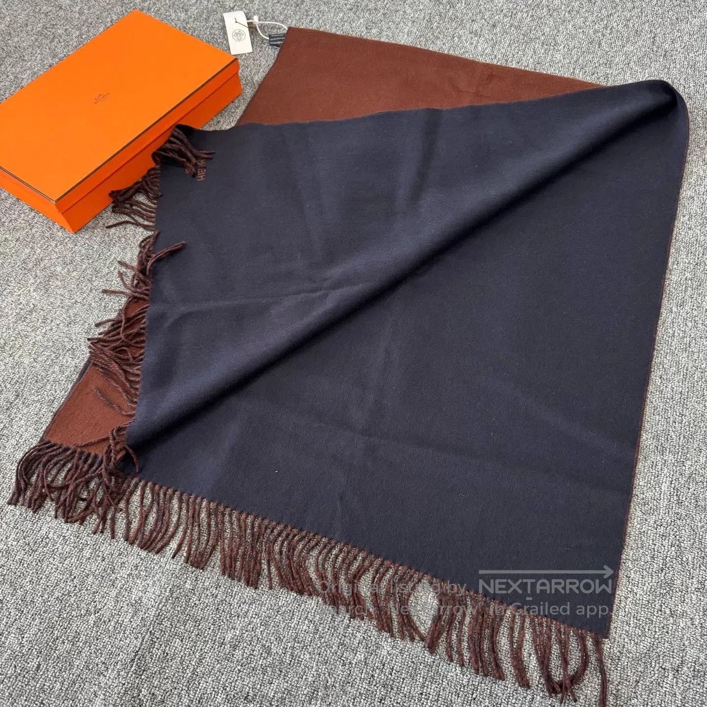 Hermes Hermes Brown-black double-sided cashmere scarf| Size ONE SIZE - 2 Thumbnail