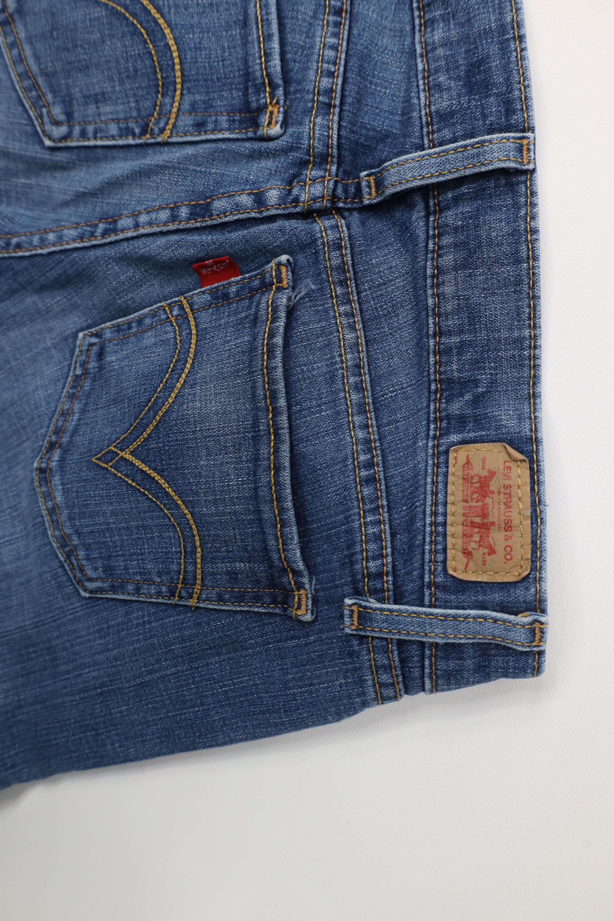 Levi's Vintage Y2K Levis 524 Superlow Flared Denim Jeans Stretch Size 30" / US 8 / IT 44 - 14 Thumbnail
