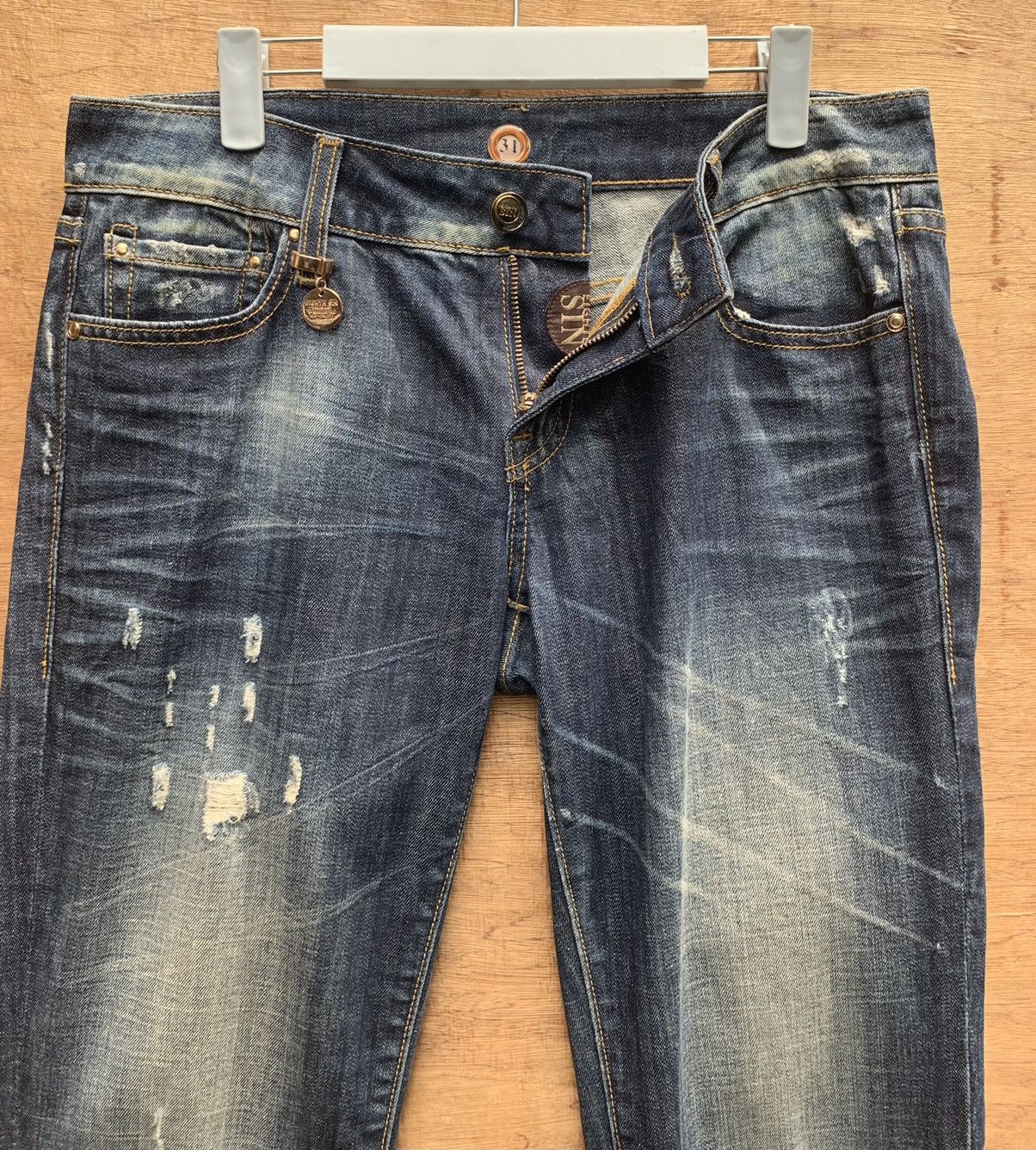 Art Comes First Eight Sin Denim Art Distressed Jeans Pants Size US 31 - 16 Thumbnail
