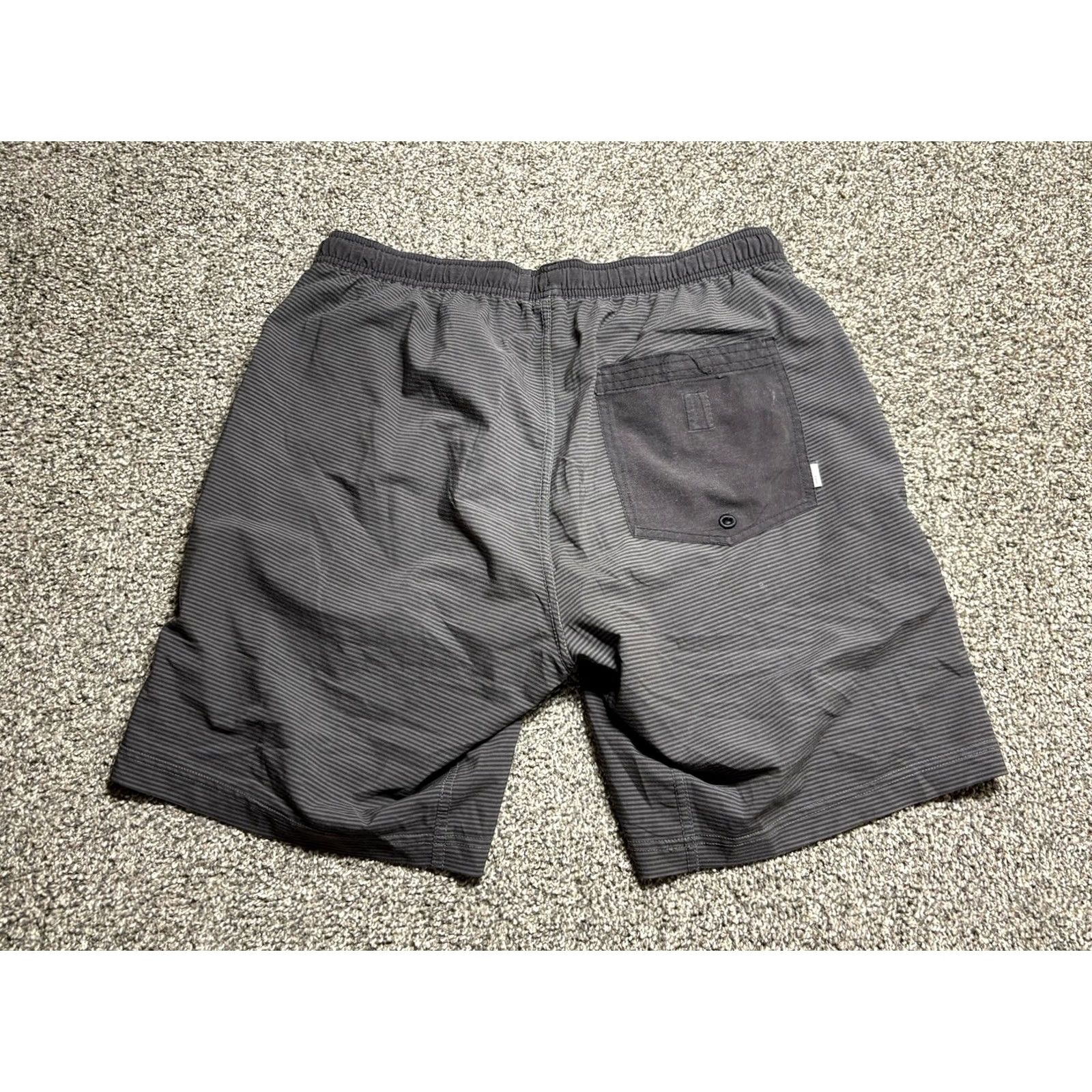 Vuori Vuori Kore Lined Shorts Mens Medium Athletic Performance Activewear Gray Kangaroo? Size US 31 - 2 Thumbnail