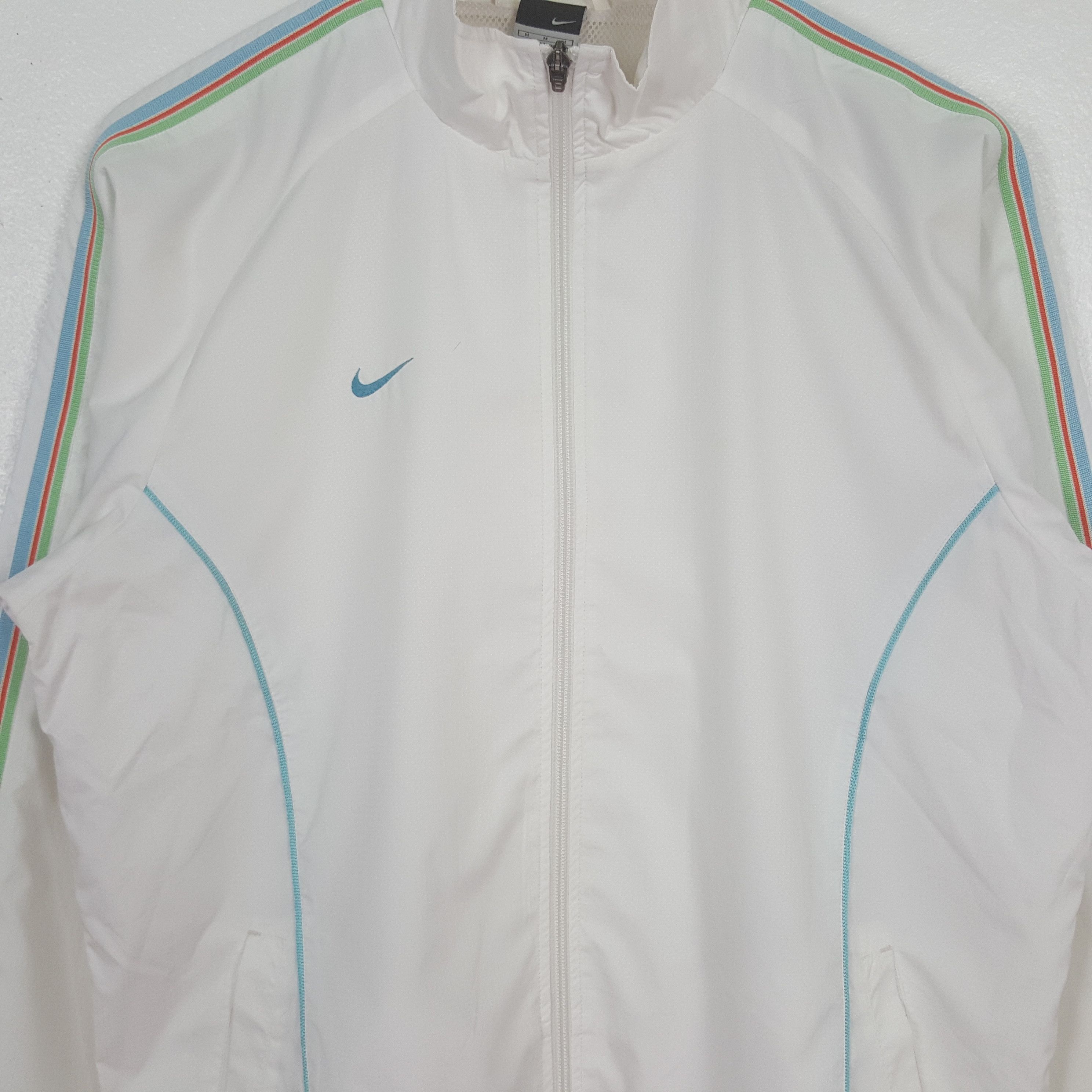 Nike Vintage Nike Windbreaker Sports Jacket C306N8 Size US L / EU 52-54 / 3 - 2 Thumbnail