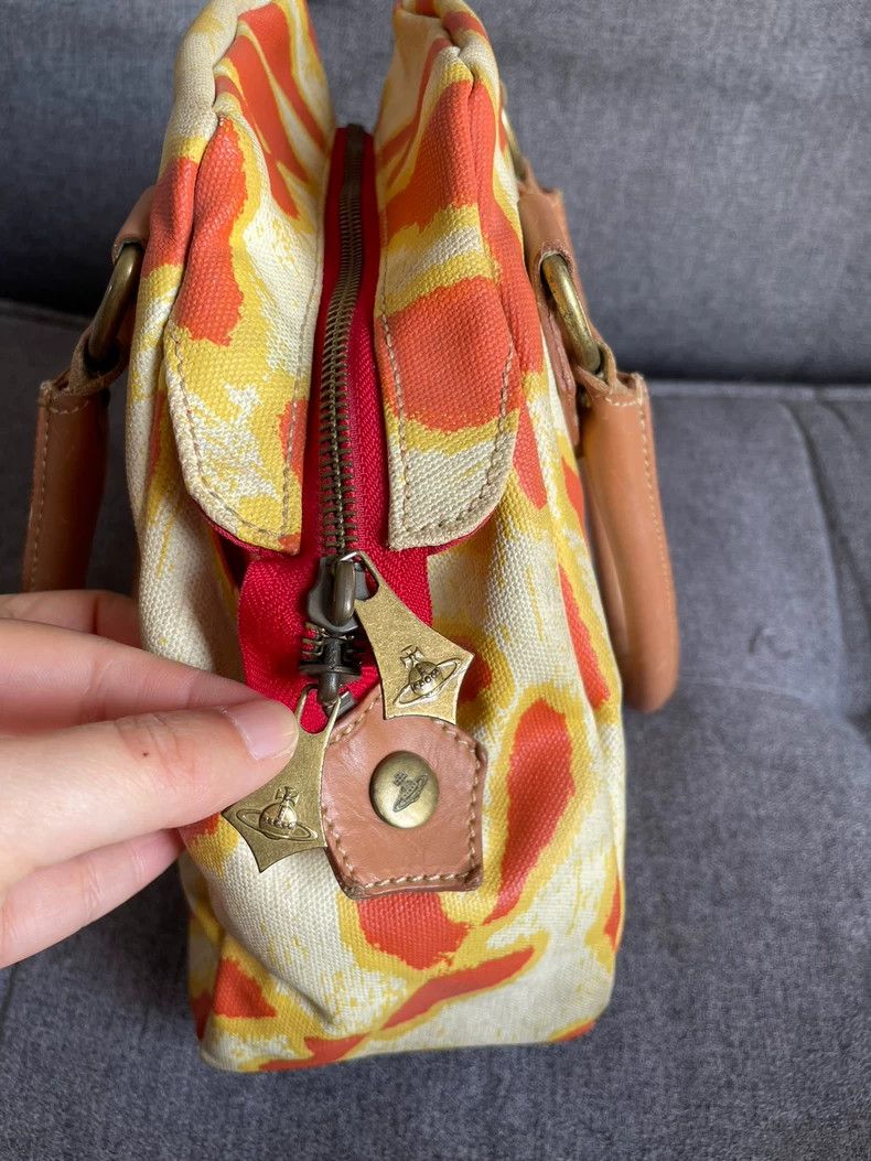Vivienne Westwood Vivienne Westwood size os Yellow leopard print vintage larg Size ONE SIZE - 7 Thumbnail