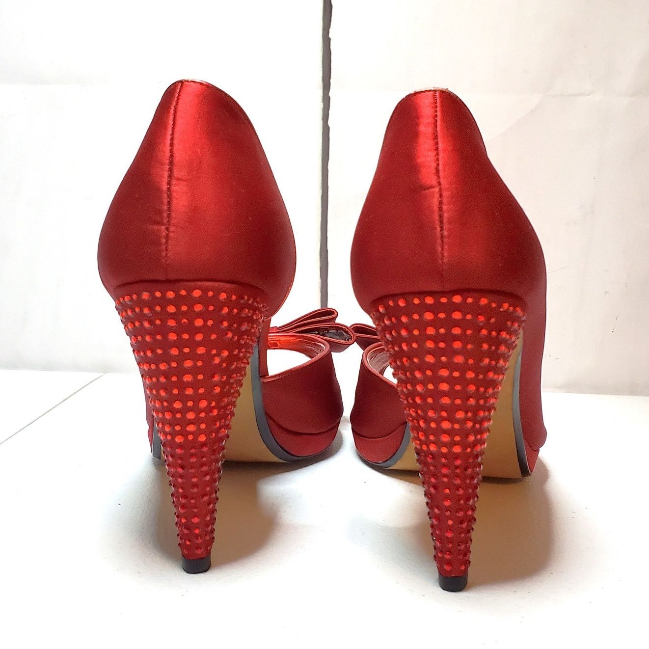 Designer Jessica Bennett Jeanie Satin Embellished Stiletto Heels 10 Size US 10 / IT 40 - 7 Thumbnail