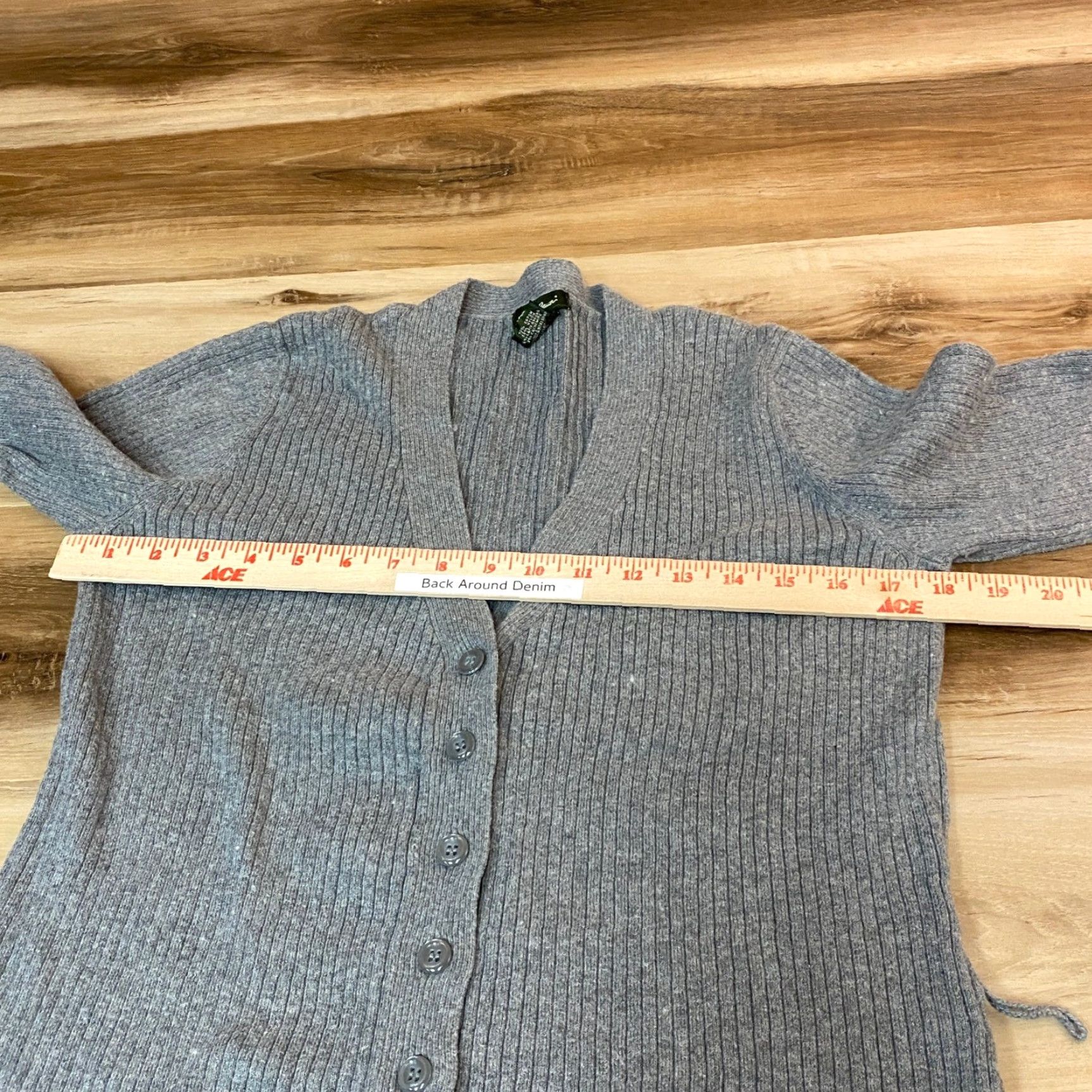 Eddie Bauer Eddie Bauer Womens Grey Ribbed Button Front Cardigan Sweater Size L Size L / US 10 / IT 46 - 5 Thumbnail