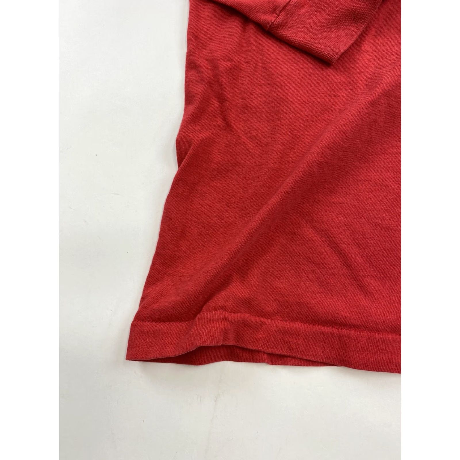 Vintage VINTAGE T Plus Long Sleeve T Shirt Mens Large Red Made in USA Size US L / EU 52-54 / 3 - 6 Thumbnail