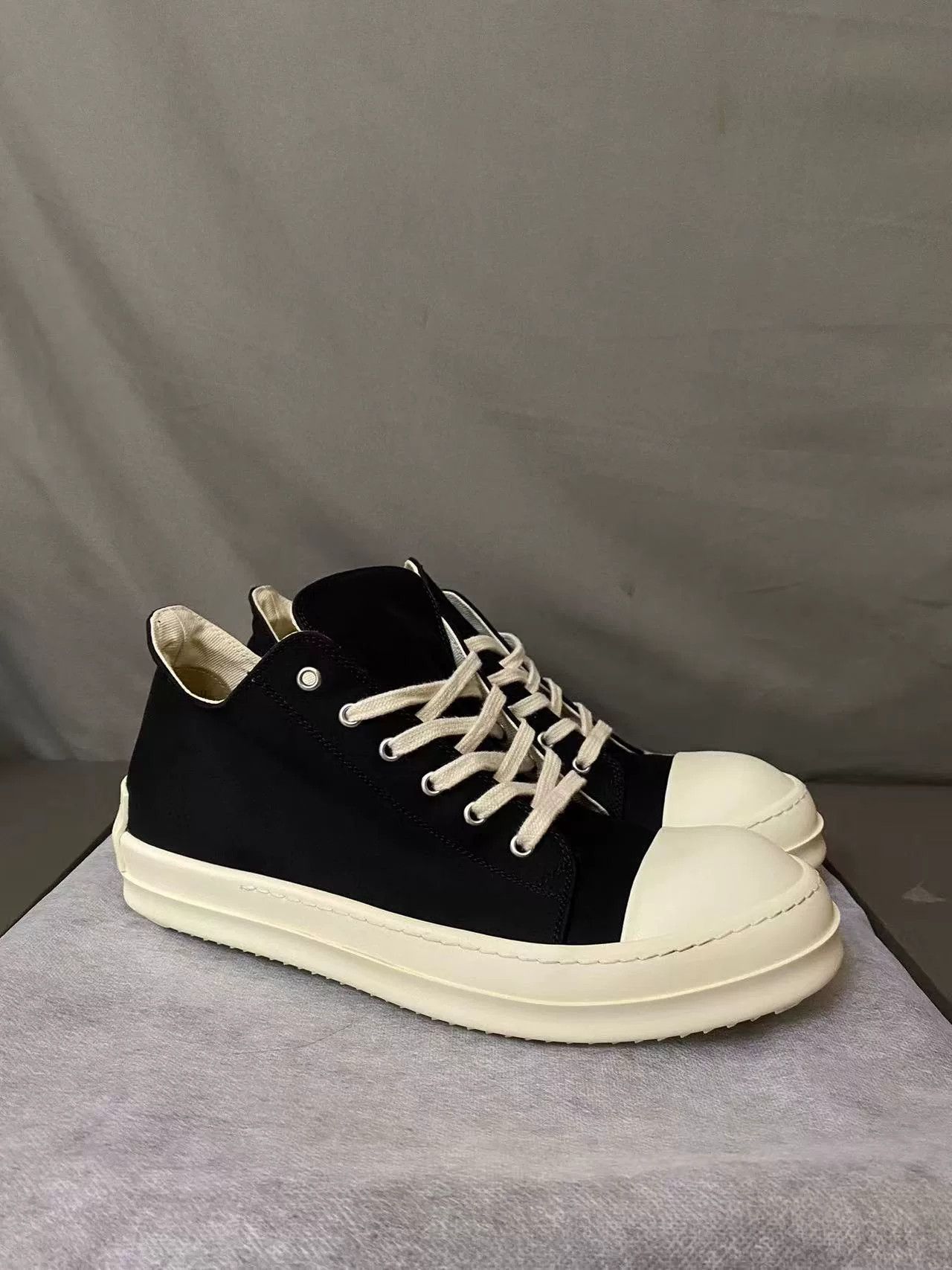 Rick Owens Rick Owens Lowtop Sneakers 43 Men Size US 10 / EU 43 - 1 Thumbnail