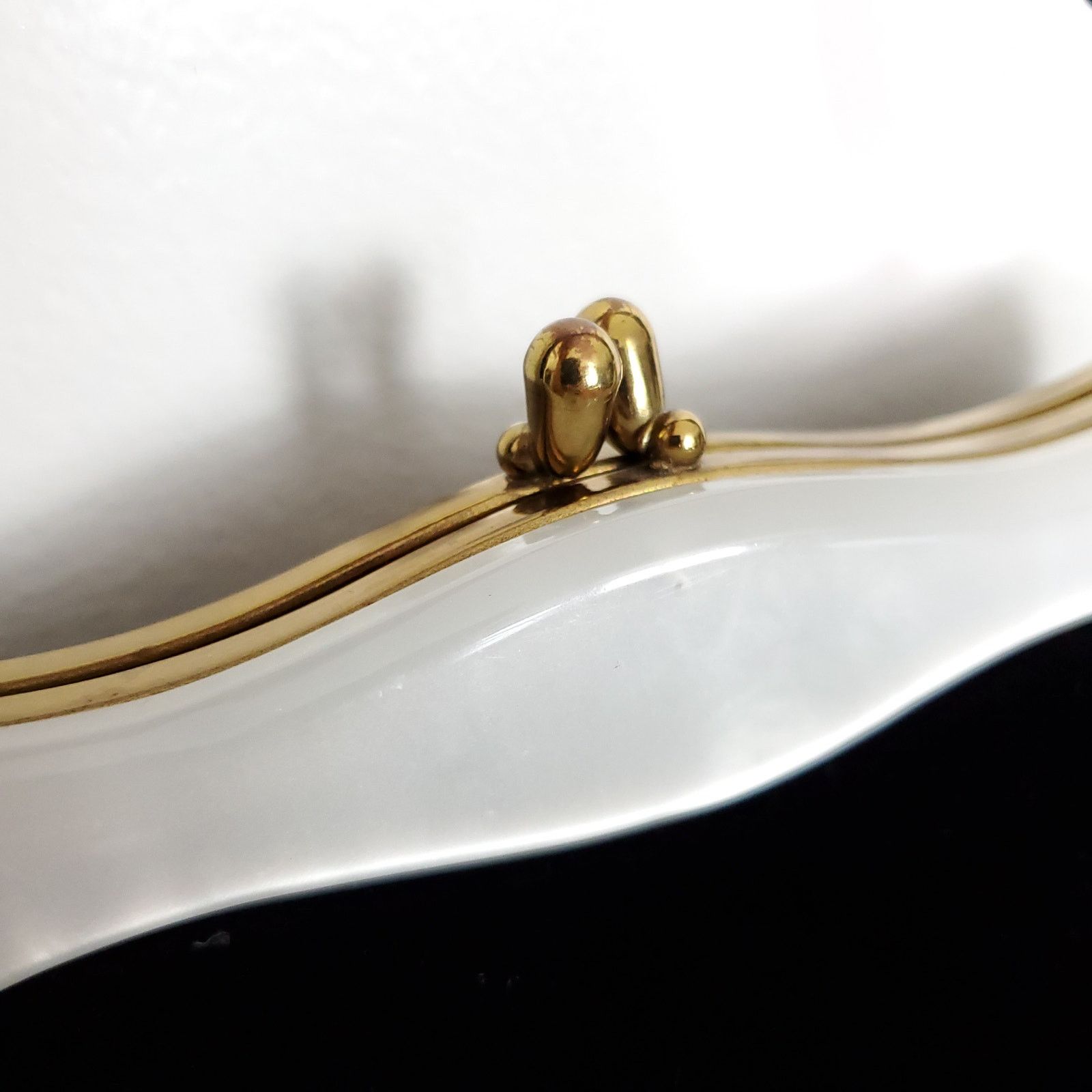 Other Vintage Empress Velvet Handbag Mother of Pearl Gold Size ONE SIZE - 4 Thumbnail