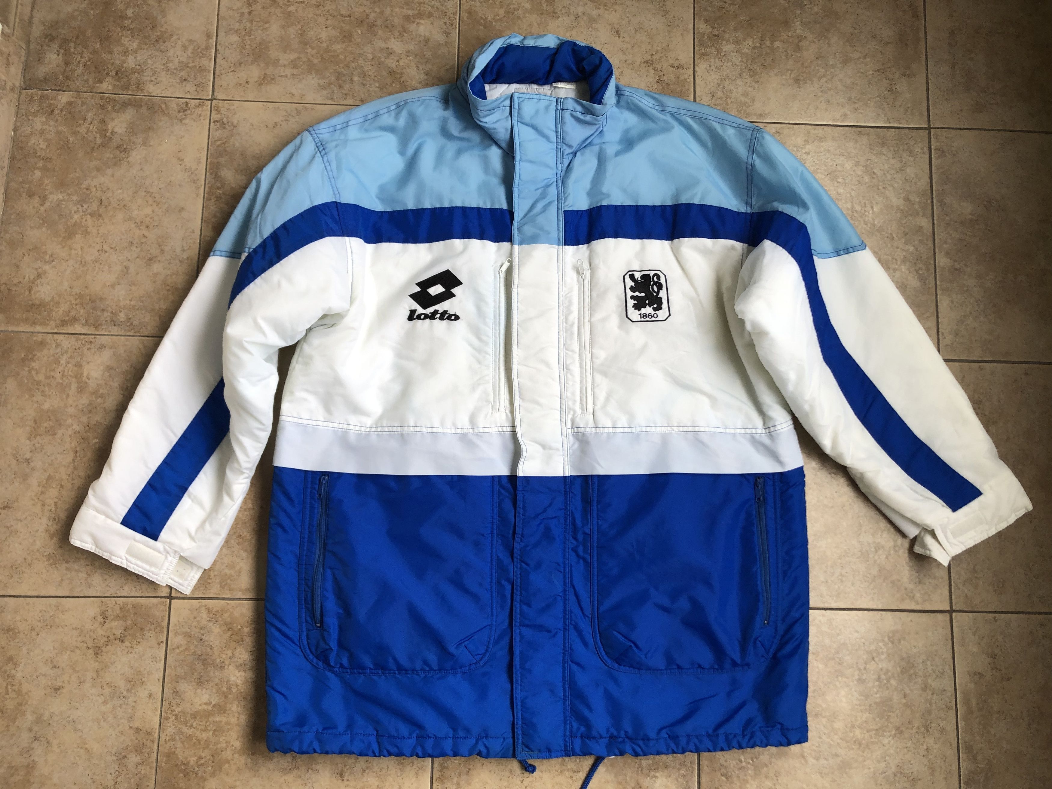 Vintage TSV 1860 München Munich Lotto Padded Jacket 90's Size US XL / EU 56 / 4 - 1 Thumbnail