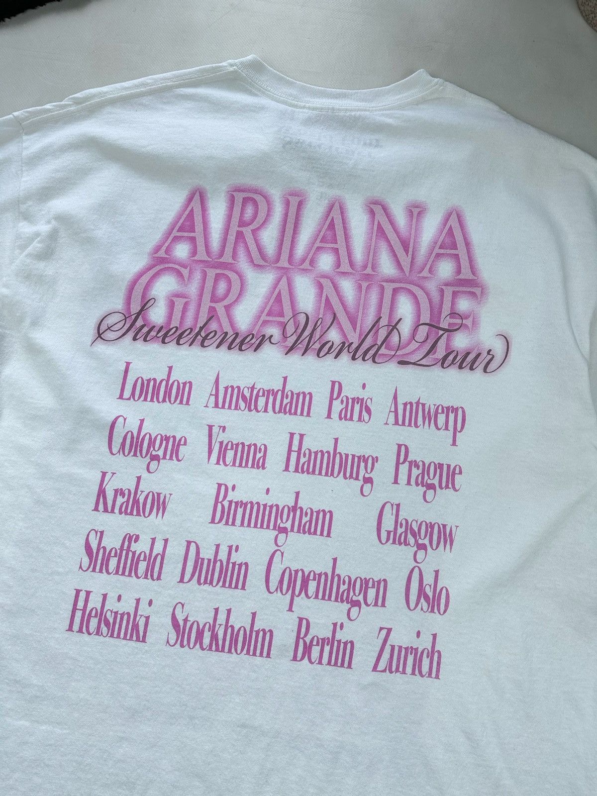 Band Tees Vintage Ariana Grande tour tshirt Size US XL / EU 56 / 4 - 5 Thumbnail