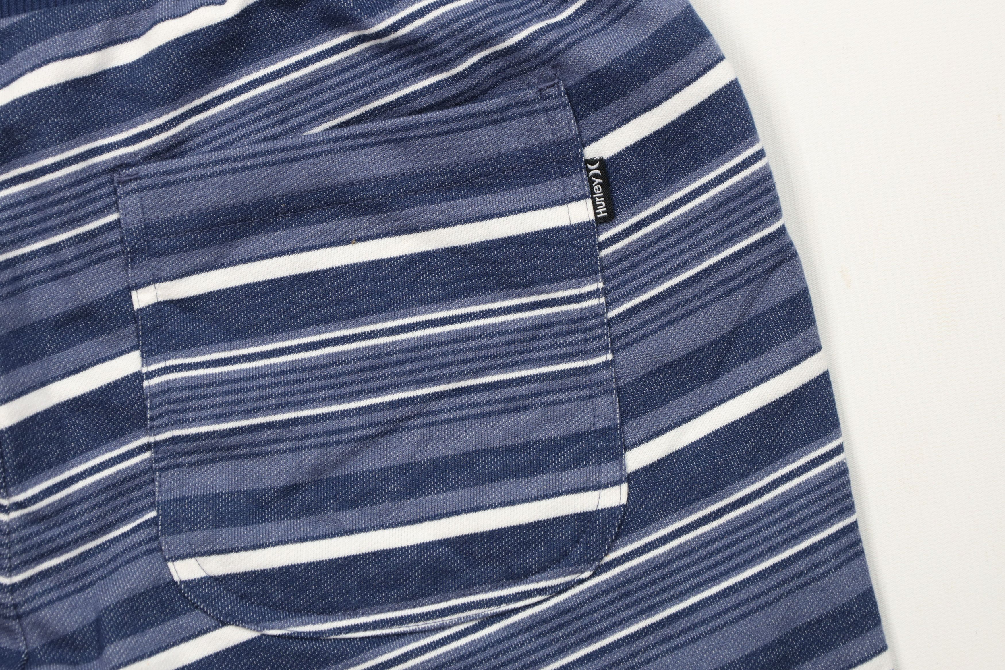 Hurley × Vintage New Hurley Surfing Striped Above Knee French Terry Shorts Size US 30 / EU 46 - 13 Thumbnail