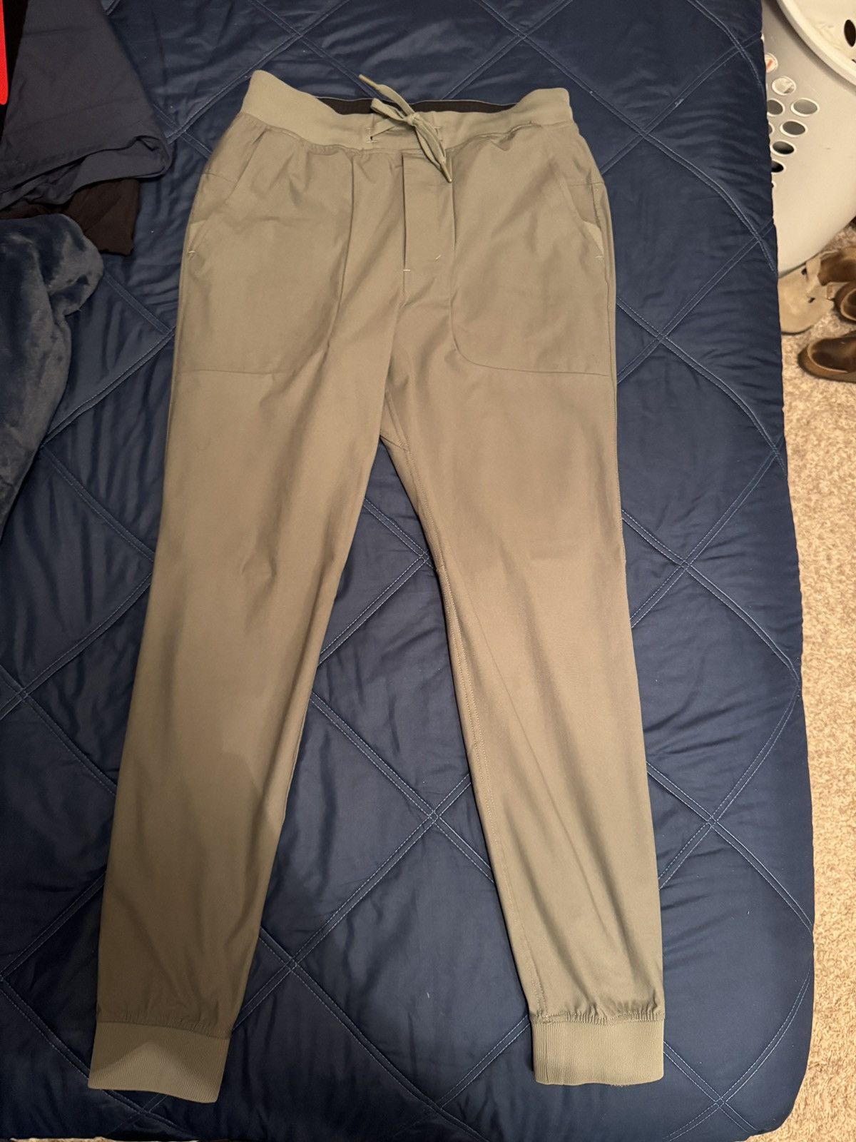 Lululemon Men’s Lululemon ABC jogger Regular Fit Size Medium Size US 32 / EU 48 - 2 Thumbnail